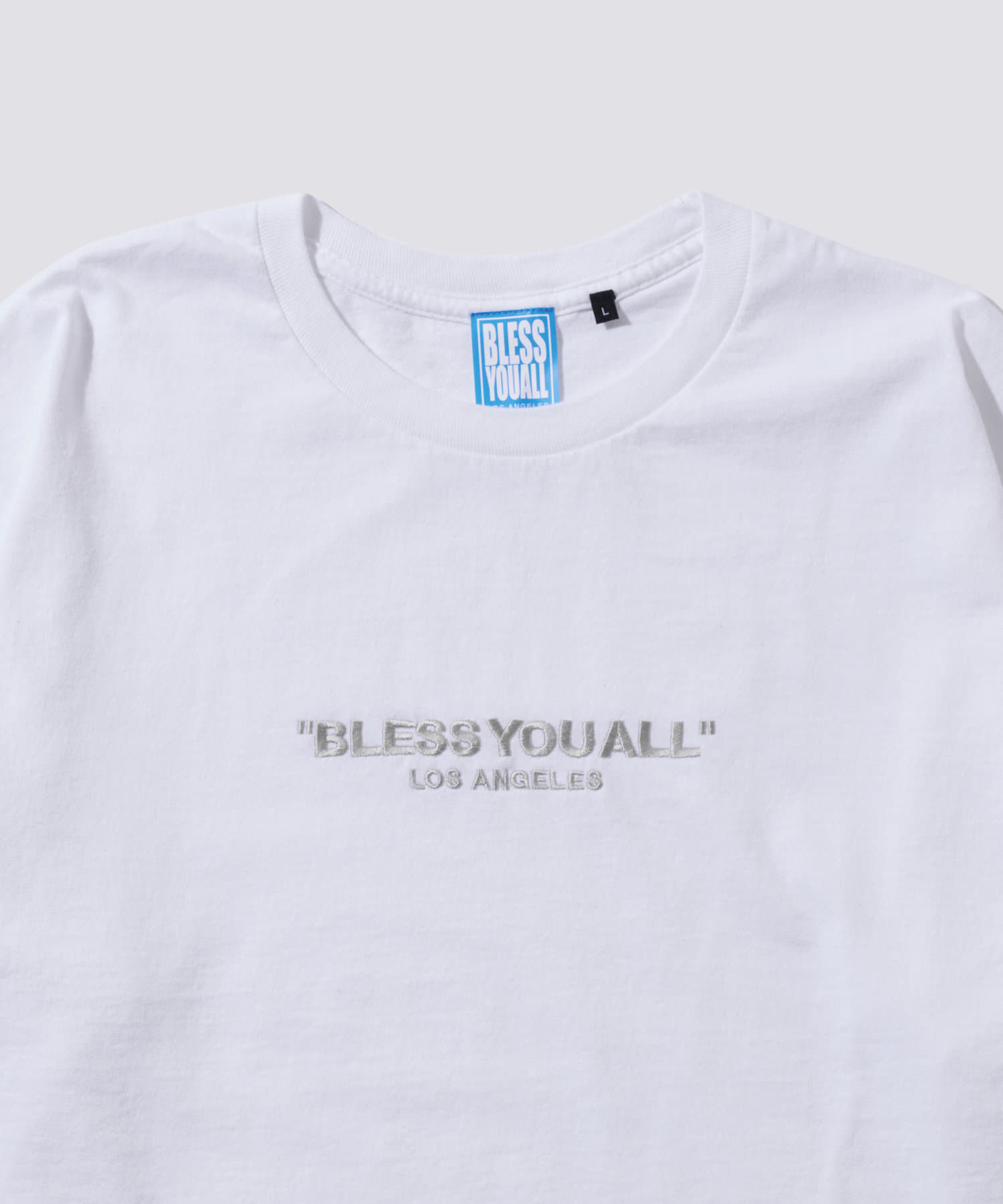 【BLESSYOU/ブレスユー】より定番の刺繍ロゴロンTEEがサイズ展開をアップデート！■デザイン・ユニセックスで着用可能な２サイズ展開・ネイビーとブラックは古着のような風合いのピグメント加工を施して