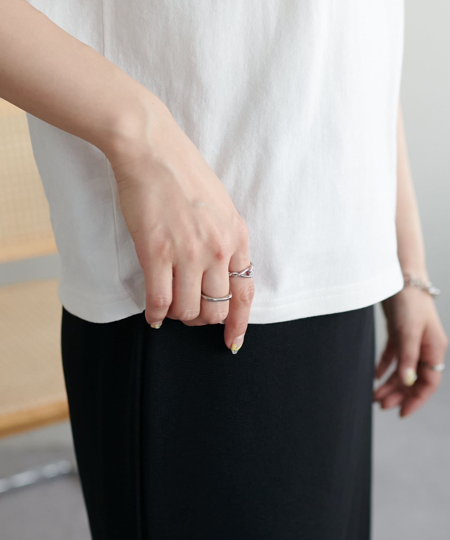 DISCOAT(ディスコート) 【WEB限定/新色追加!】アソート箔プリントTシャツ