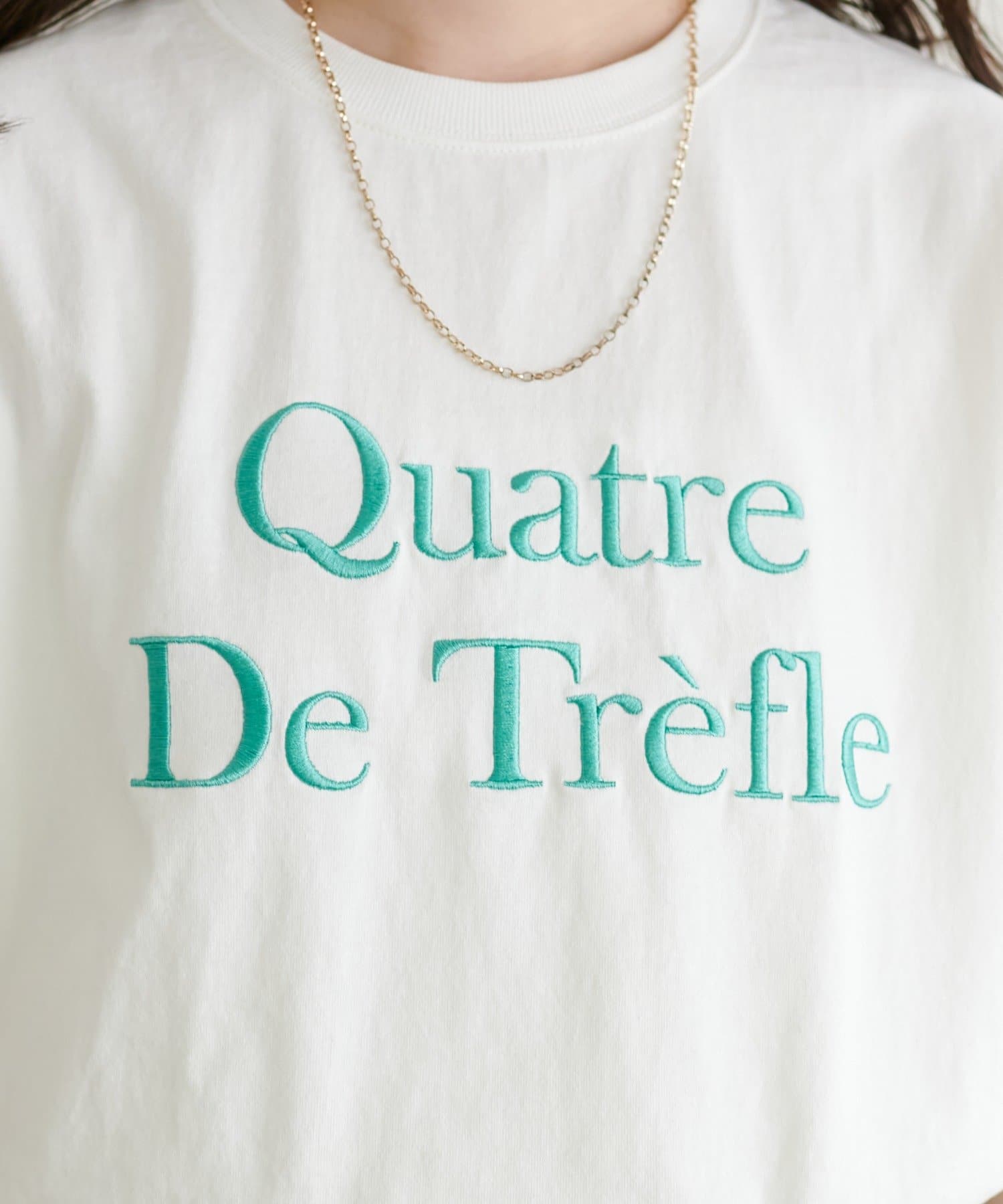 DISCOAT(ディスコート) 【WEB限定】クアトレロゴ刺繍半袖Tシャツ