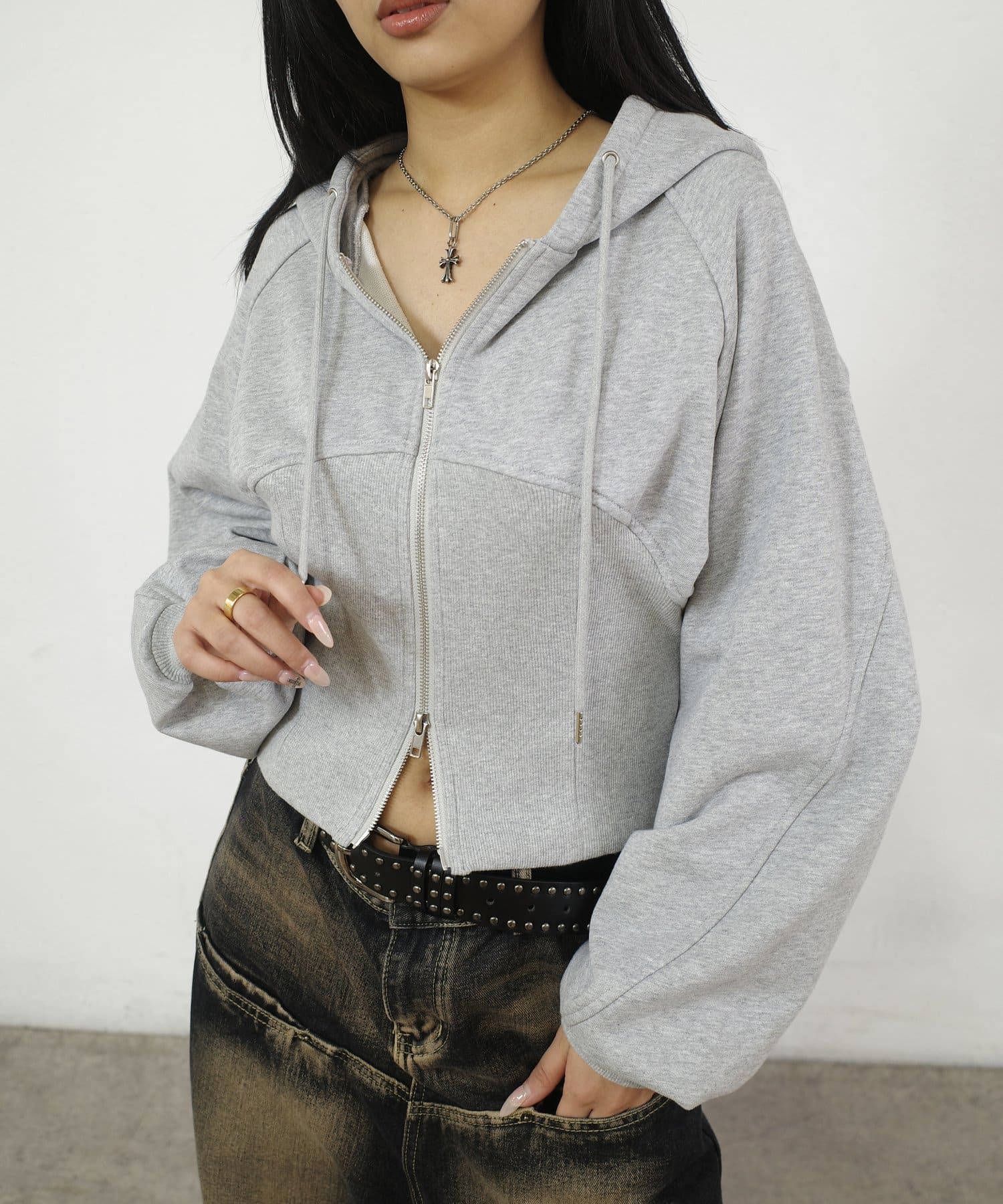 HINT/ヒント】コルセットジップパーカー | WHO'S WHO gallery