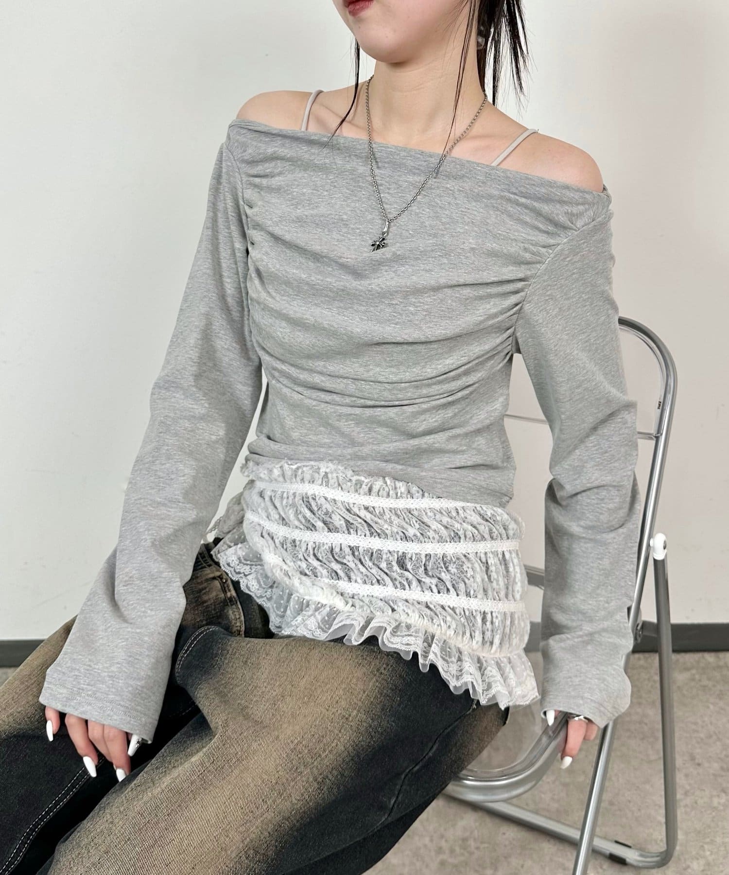 WHO’S WHO gallery(フーズフーギャラリー) ギャザーオフショルトップス