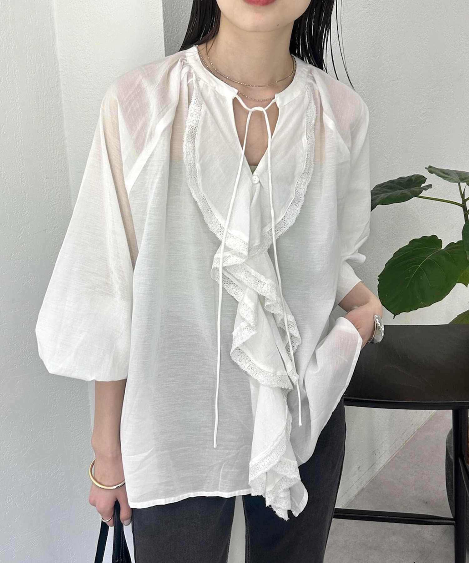 mystic(ミスティック) FANAKA ruffle blouse