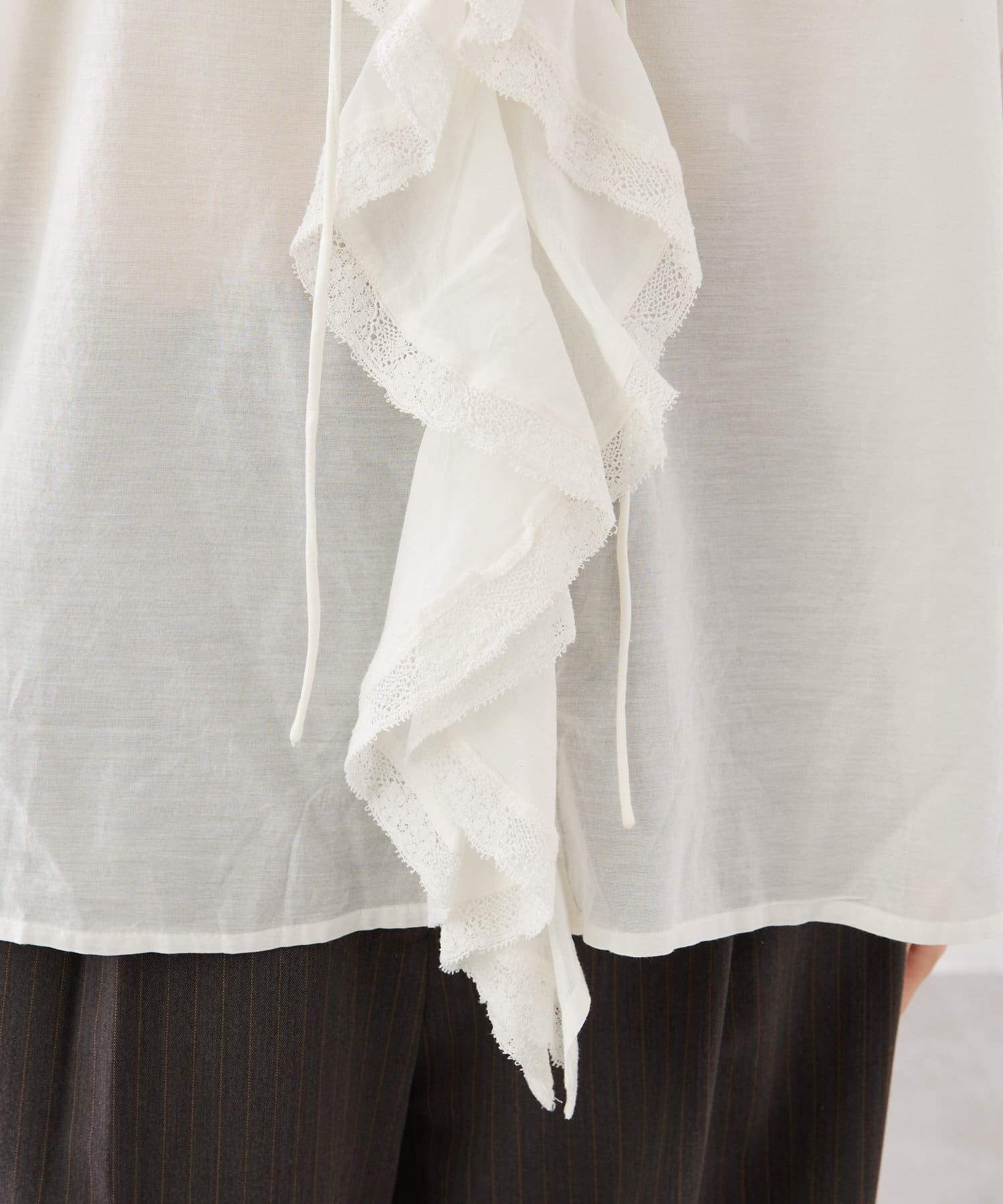 mystic(ミスティック) FANAKA ruffle blouse