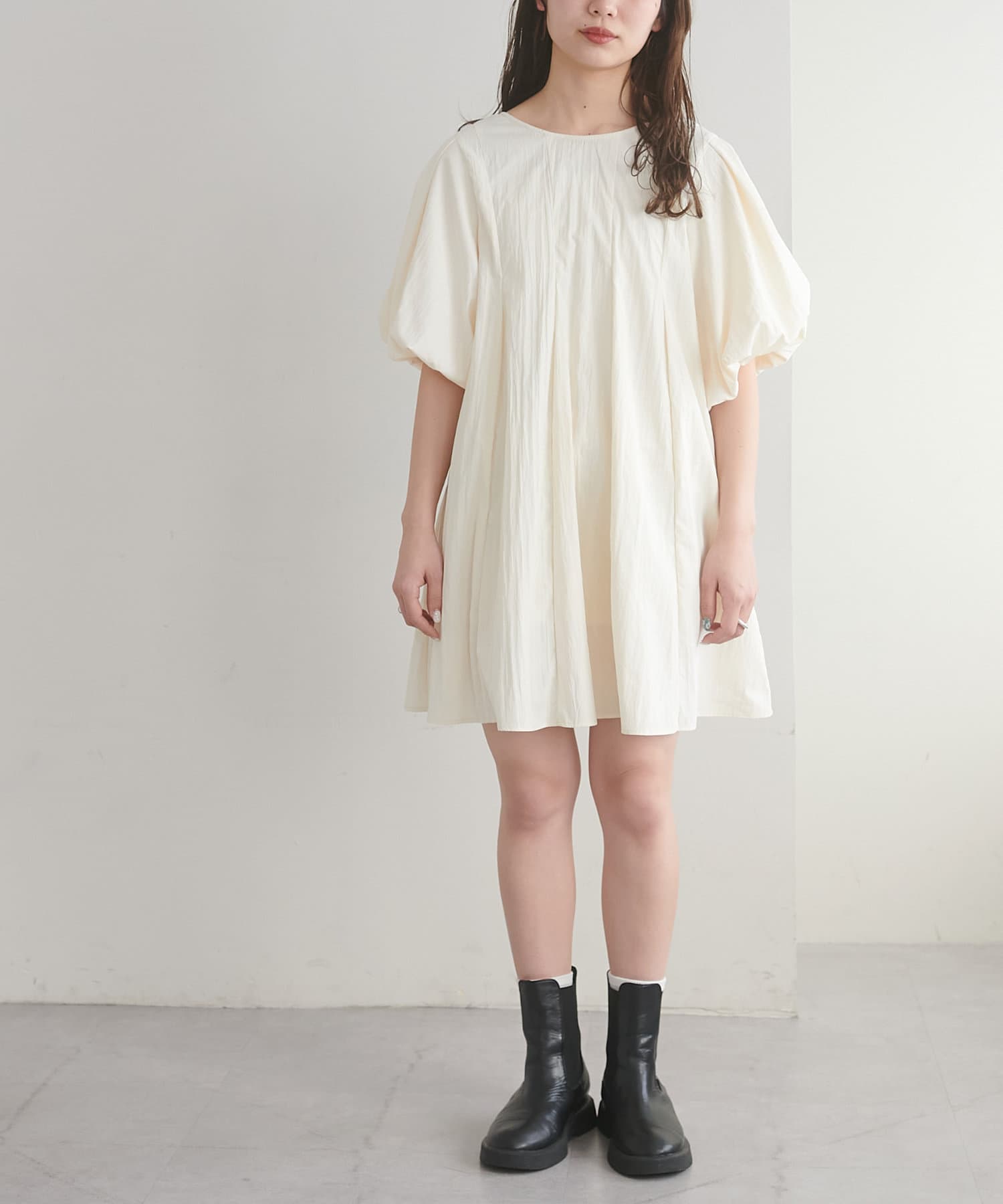 DISCOAT umm. 肩フリルミニワンピース