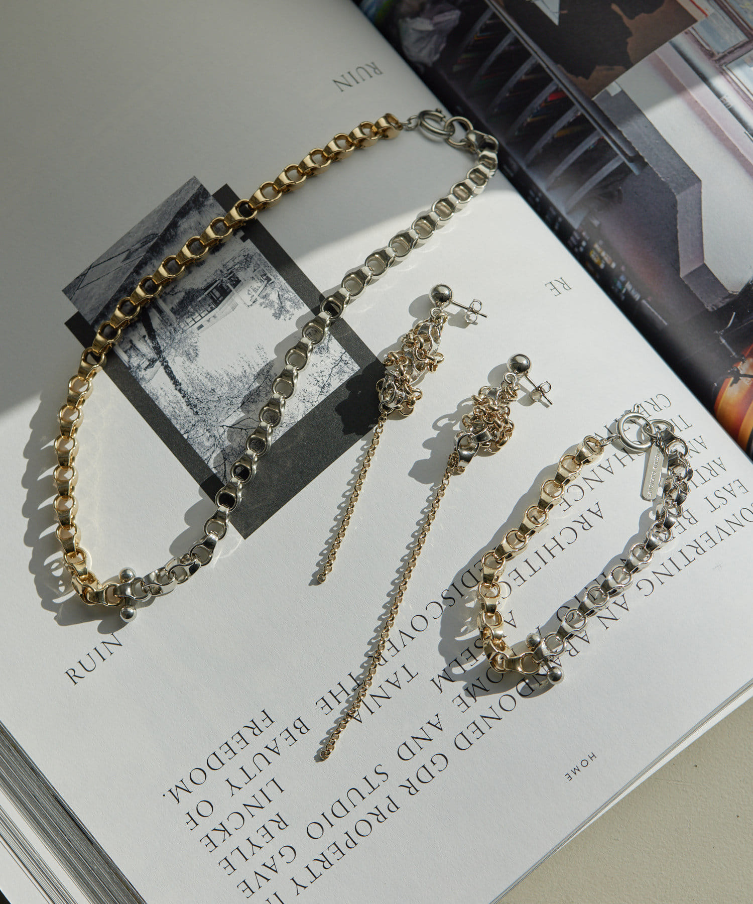 ear PAPILLONNER(イア パピヨネ) 【JUSTINE CLENQUET(ジュスティーヌクランケ)】BELLA EARRINGS/ピアス
