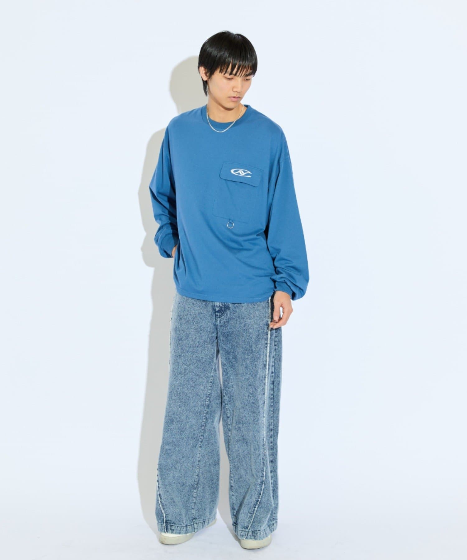 Lui's(ルイス) 【Neucon/ニューコン】ロゴ刺繡フラップポケットリングデザインロンT