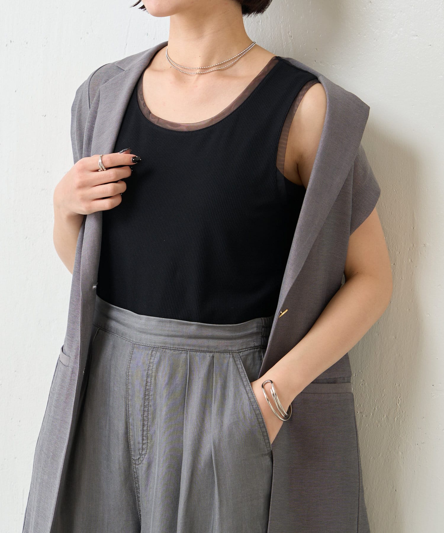 Jena　espace merveilleux(ジェナ　エスパスメルヴェイユ) チュール付リブタンク
