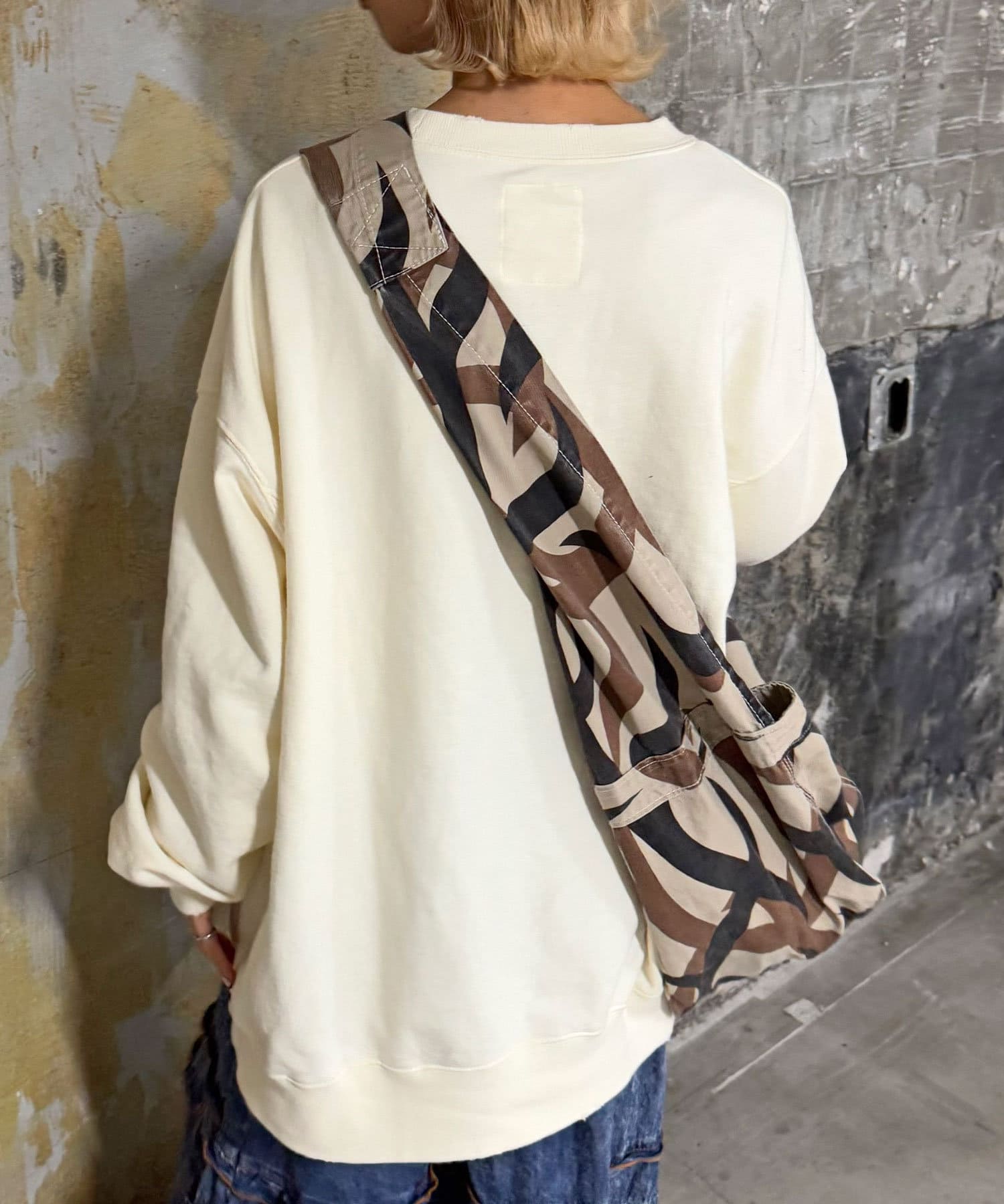 バッグ MADE IN STANDARD/PRINTED NEWSPAPER BAG MADE IN STANDARD/メイドインスタンダード】PRINTED NEWSPAPER