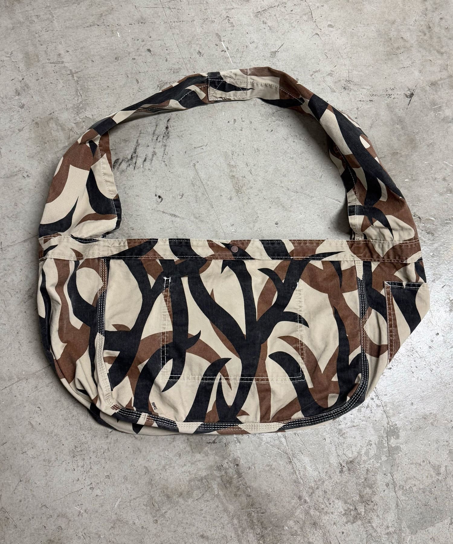 バッグ MADE IN STANDARD/PRINTED NEWSPAPER BAG MADE IN STANDARD/メイドインスタンダード】PRINTED NEWSPAPER