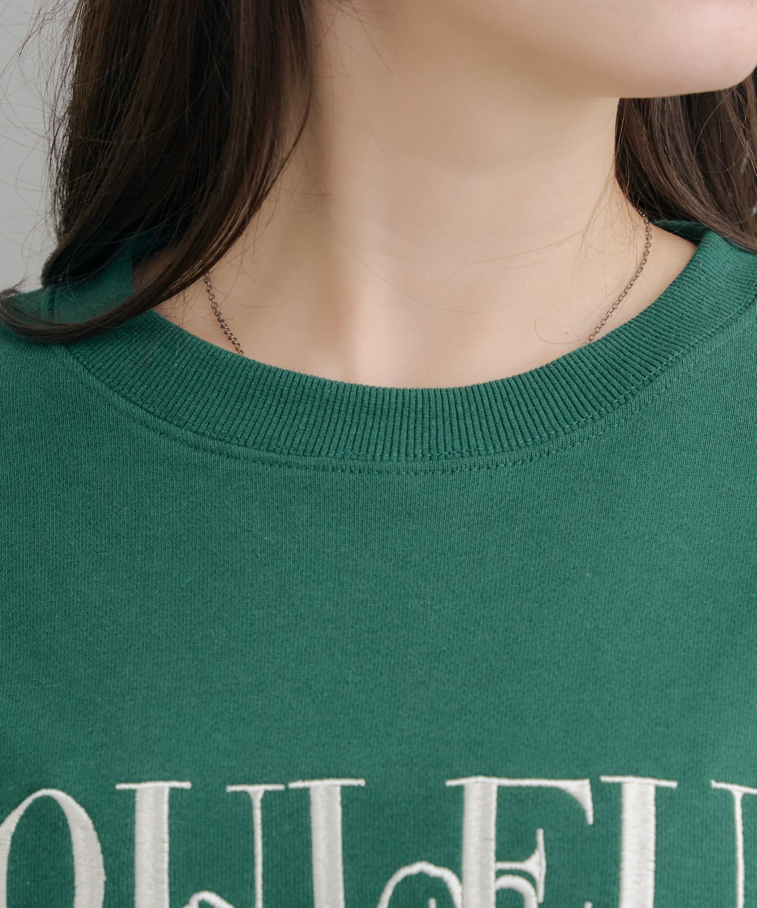 NICE CLAUP / OLIVE des OLIVE OUTLET(ナイスクラップ  / オリーブ デ オリーブ アウトレット) お花刺繍スウェット