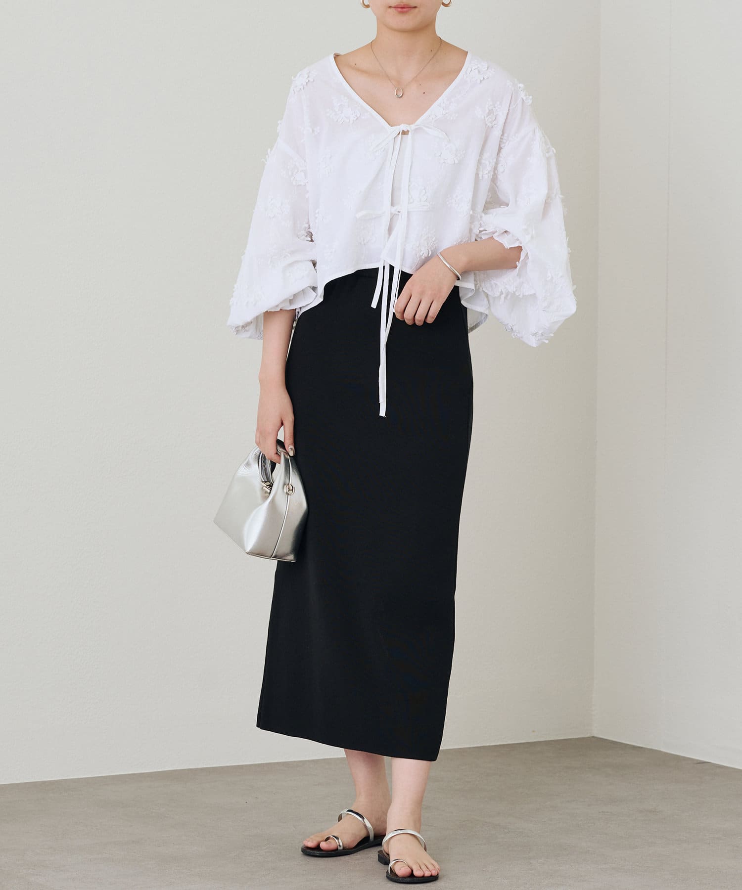 crinkle crinkle crinkle】3D embroidery bolero | LOUNGEDRESS