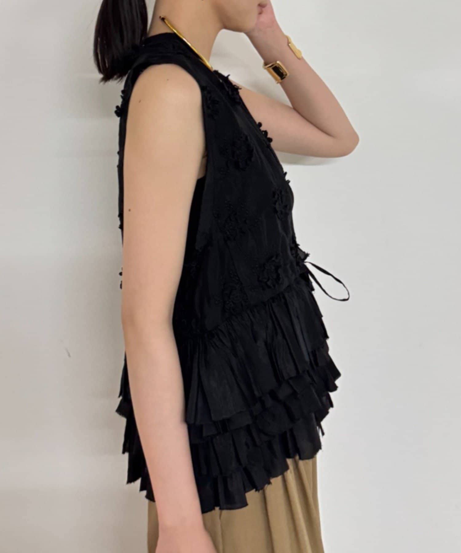 LOUNGEDRESS(ラウンジドレス) crinkle frill rayon shantung vest