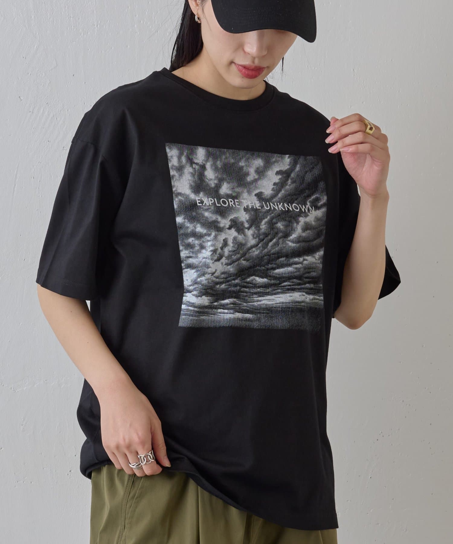 COLONY 2139(コロニー トゥーワンスリーナイン) クラウドフォトプリントTシャツ