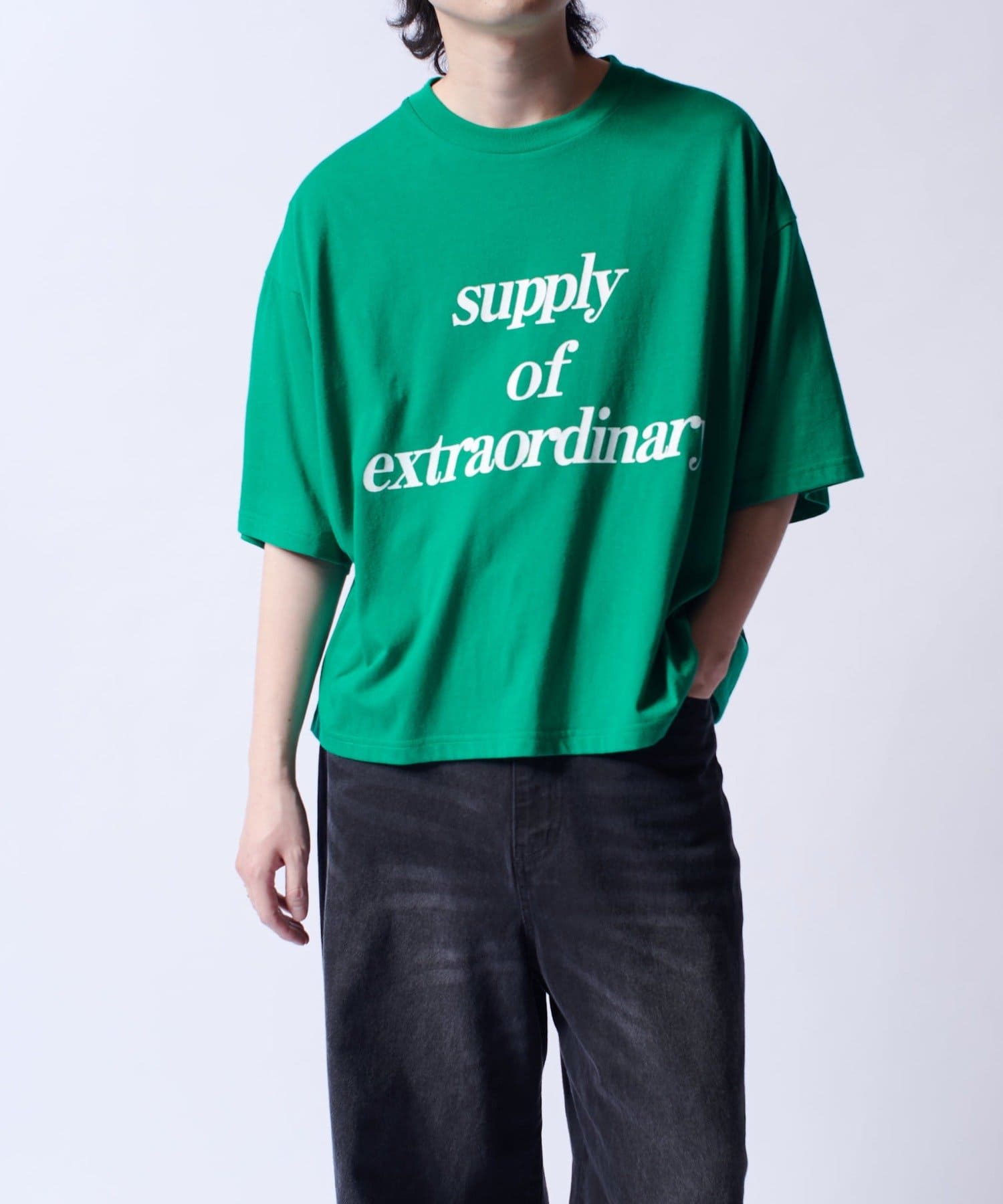 Lui's(ルイス) 【Neucon/ニューコン】メッセージグラフィッククロップドBIGT