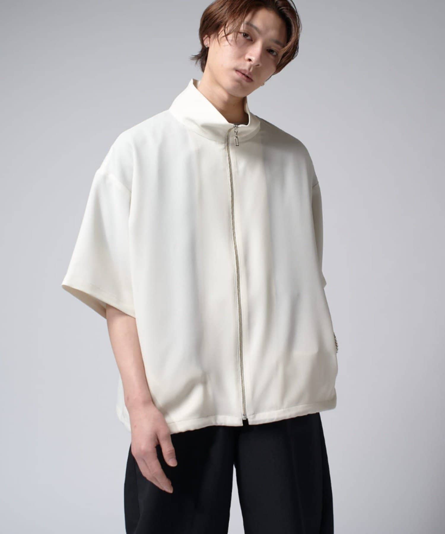 Lui’s ロングシャツコート 半袖 フリーサイズ Lui's（ルイス）の「ライトスリット BIG5分袖シャツ コート