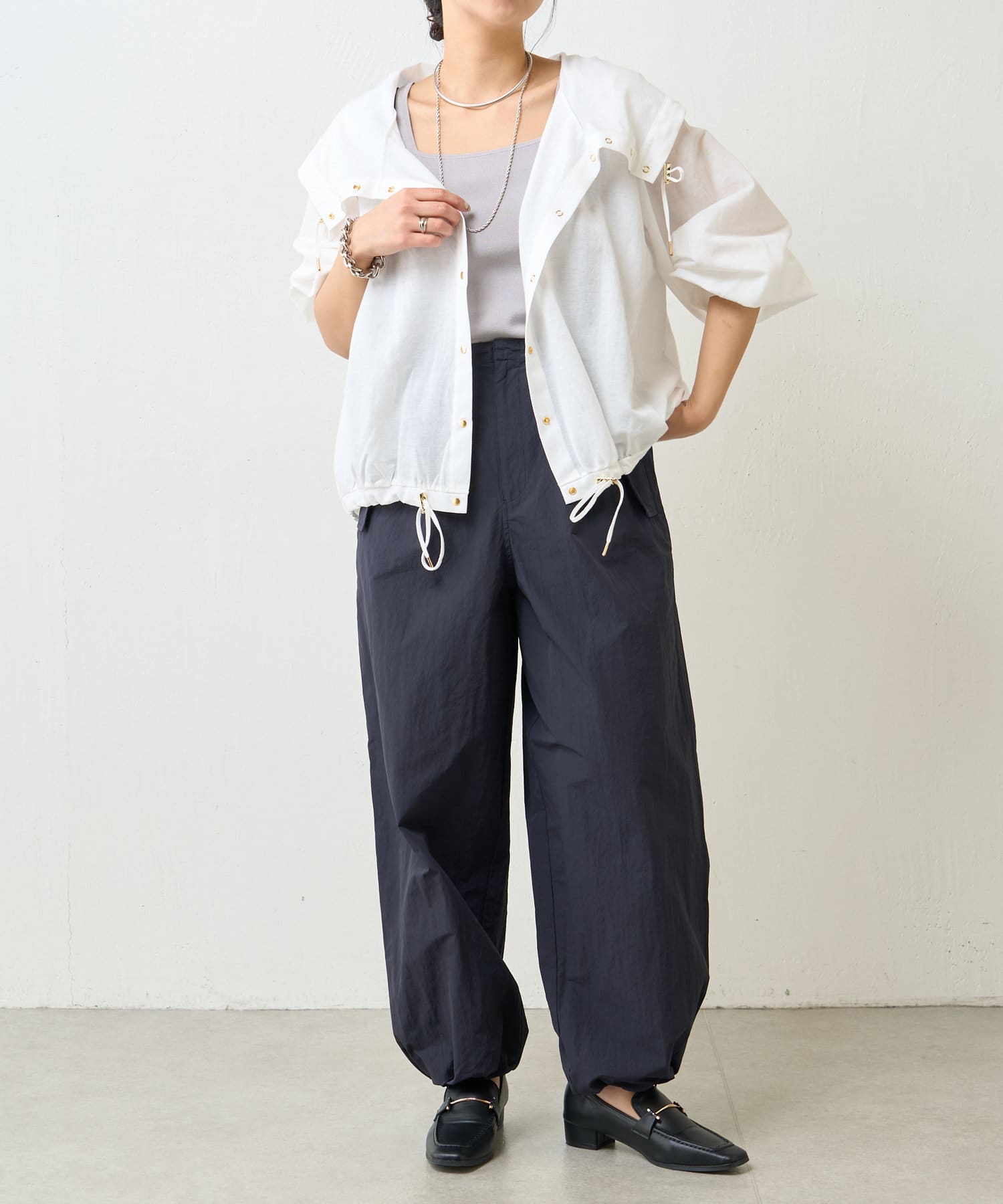 Jena　espace merveilleux(ジェナ　エスパスメルヴェイユ) サスペンダー付ドロストパンツ