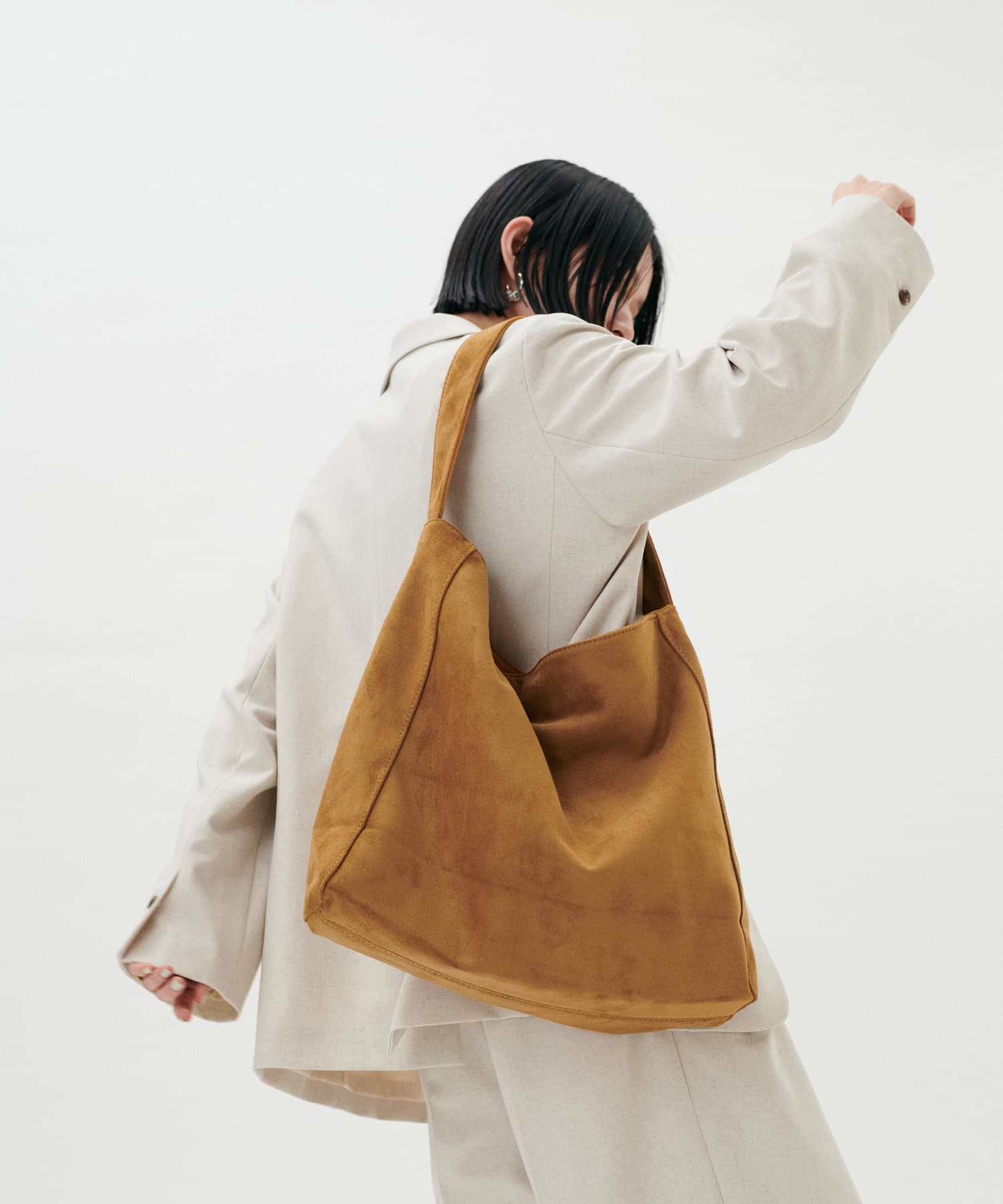 【LARUTA】スエードライクハンドバッグ ブラウン LARUTA｜スエードライクハンドバック | Rakuten Fashion(楽天