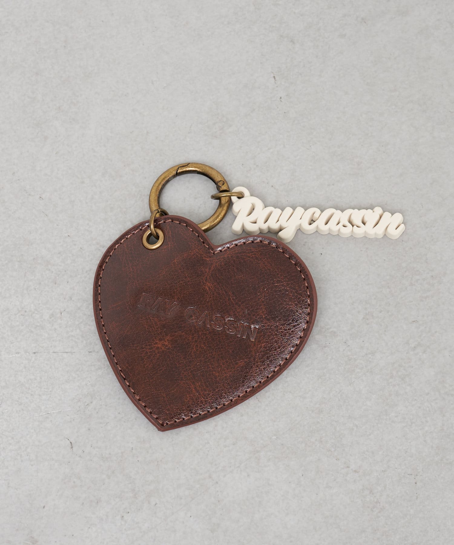 RAY CASSIN(レイカズン) チャーム付ショルダーバッグ