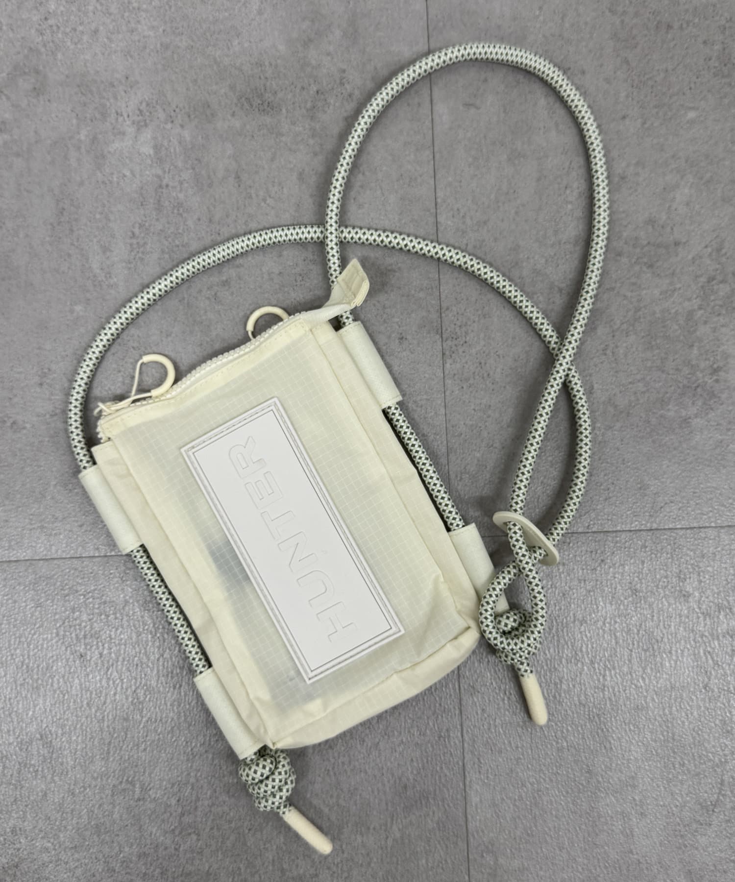 LOUNGEDRESS(ラウンジドレス) 【HUNTER/ハンター】TRAVEL RIPSTOP PHONEポーチ