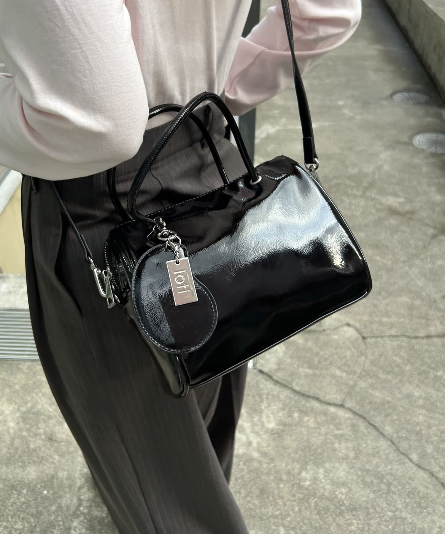 mysticのloti エナメルボストンBAG