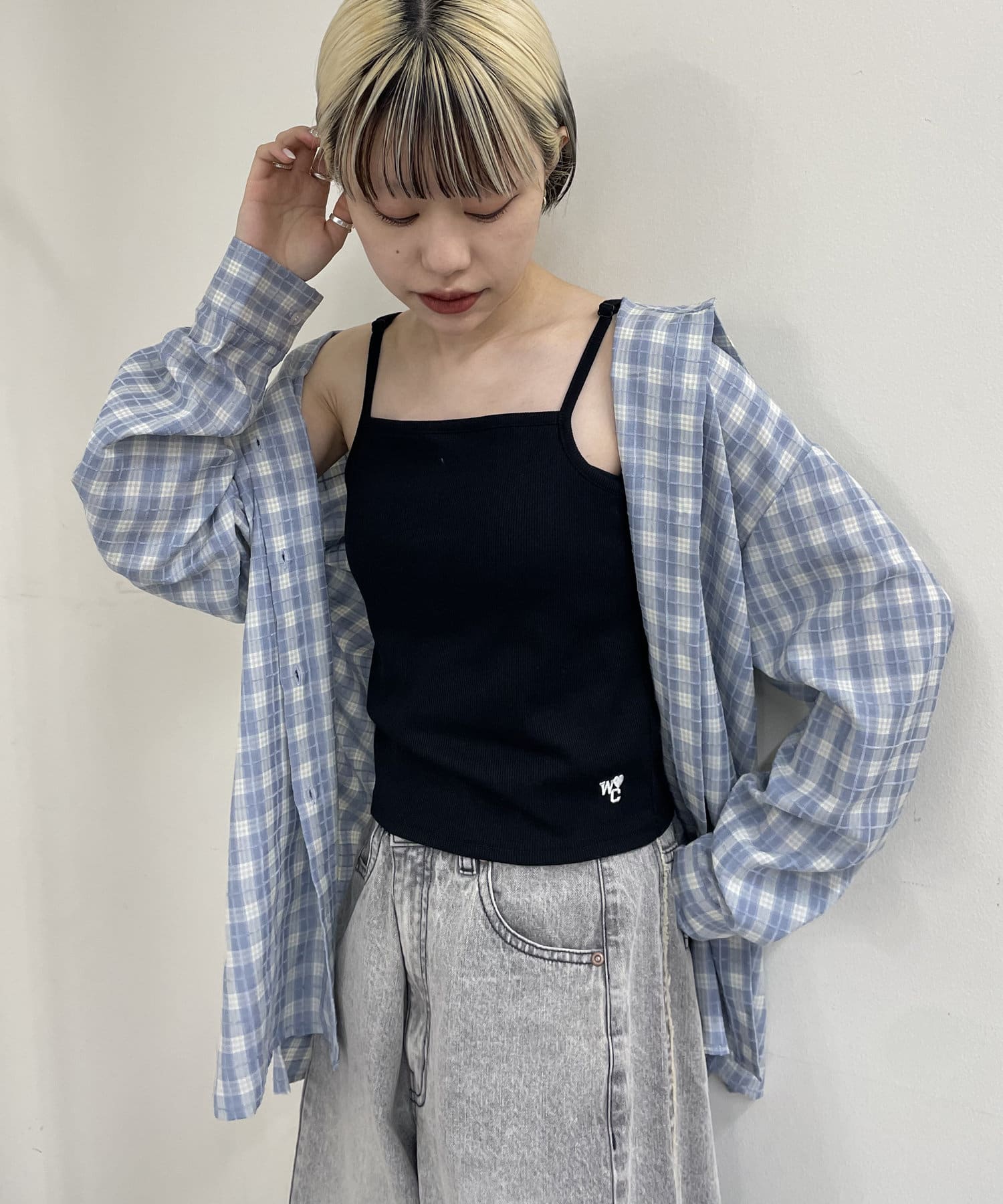 w closet(ダブルクローゼット) 【カップ付】刺繍キャミ