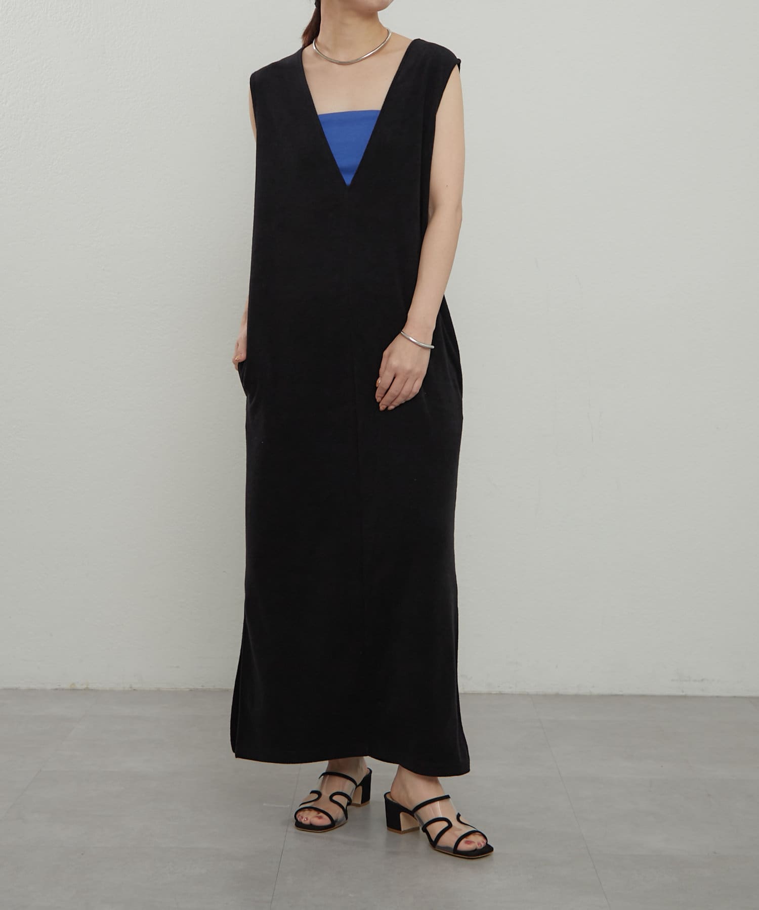earthy_(アーシー) パイルVネックロングワンピース