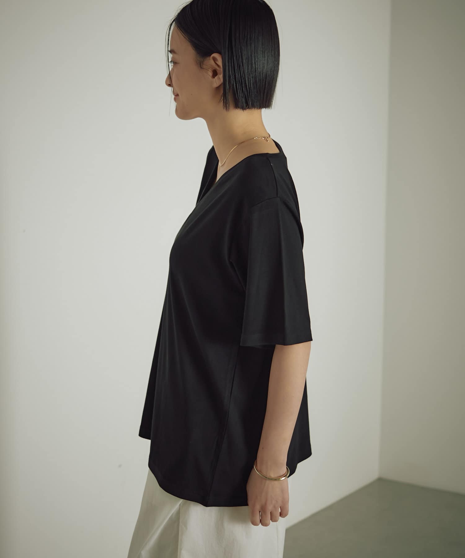 earthy_(アーシー) VネックオーバーTEE