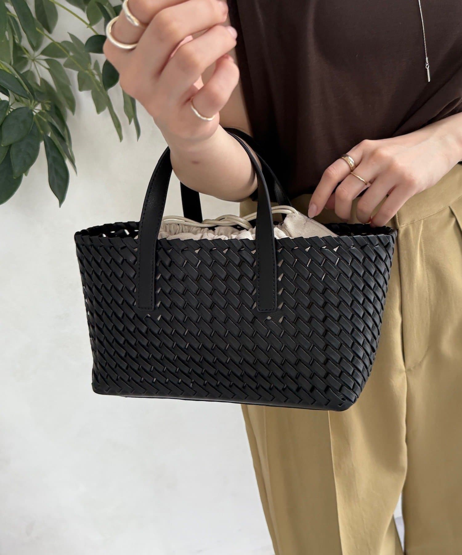 DOUDOU(ドゥドゥ) 【WEB限定】コードカガリスクエアトート