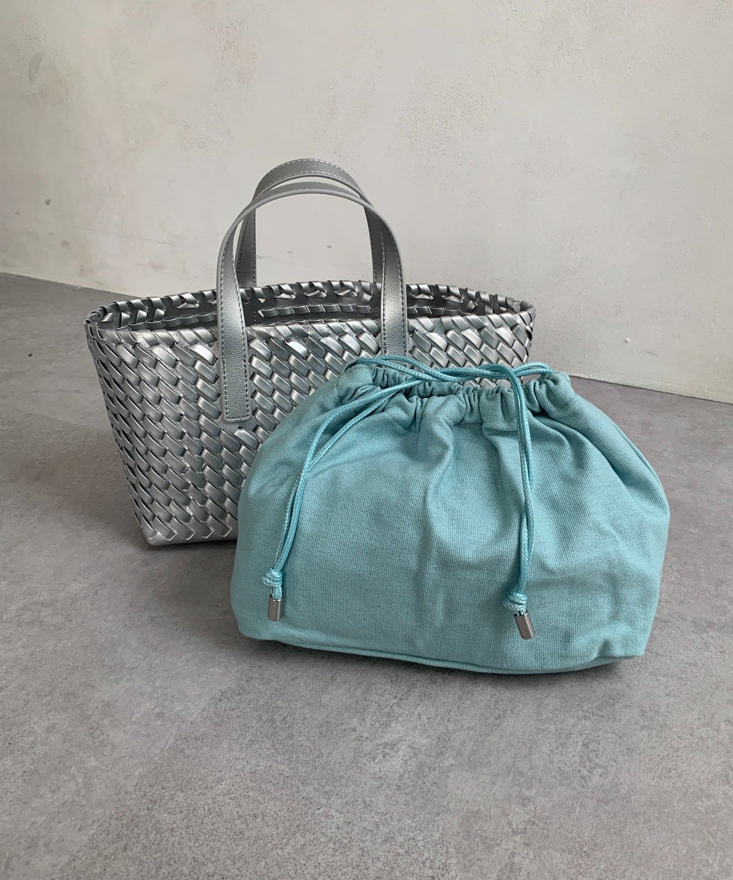 DOUDOU(ドゥドゥ) 【WEB限定】コードカガリスクエアトート