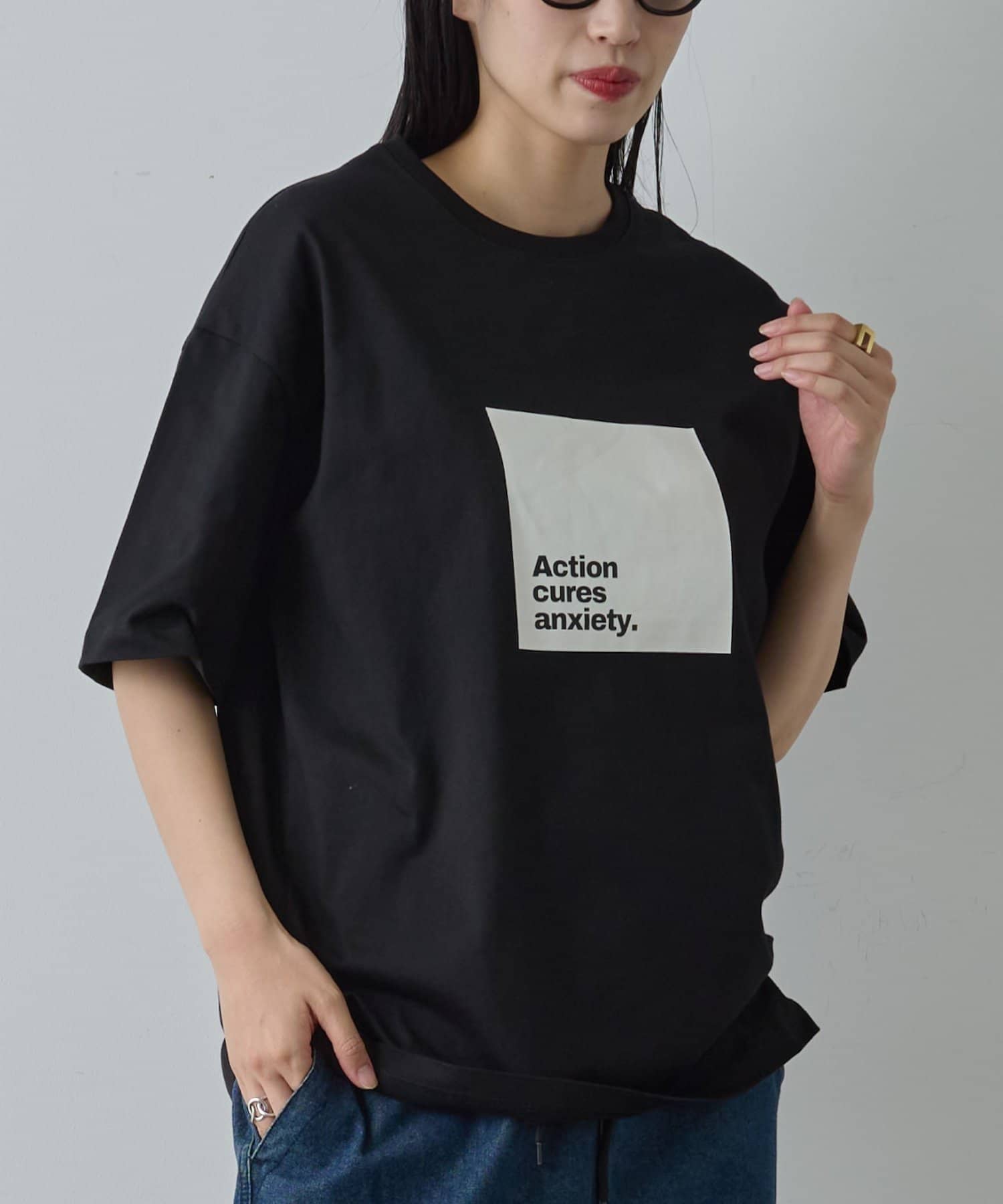 COLONY 2139(コロニー トゥーワンスリーナイン) ボックスロゴプリントTシャツ