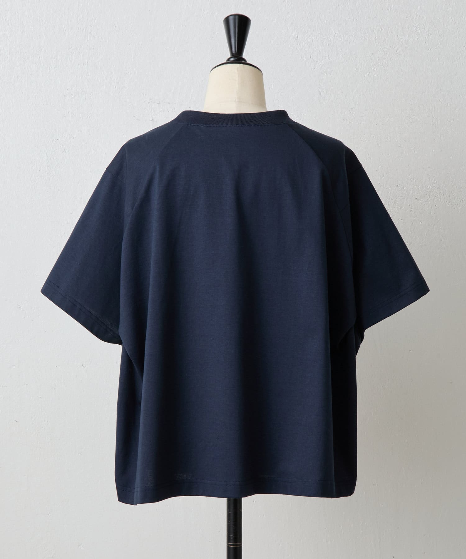 BEARDSLEY(ビアズリー) スクエアTee