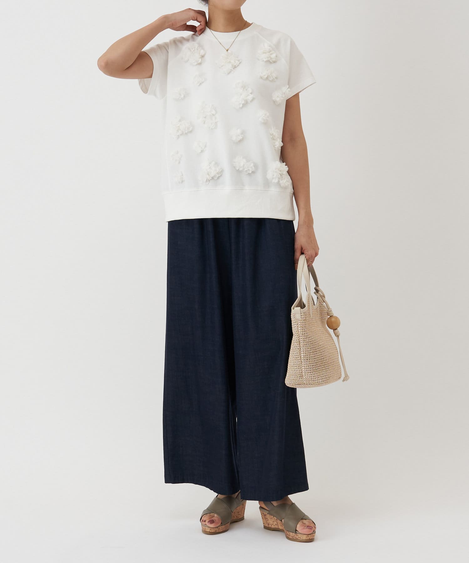 フラワーTee | BEARDSLEY(ビアズリー)レディース | PAL CLOSET(パル