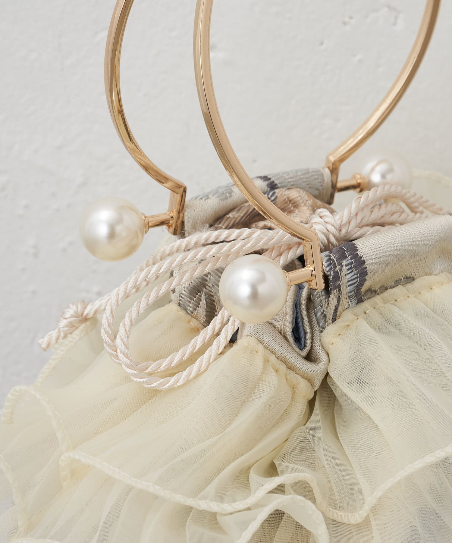 Lattice(ラティス) 【和装におすすめ】刺繍花柄巾着バッグ