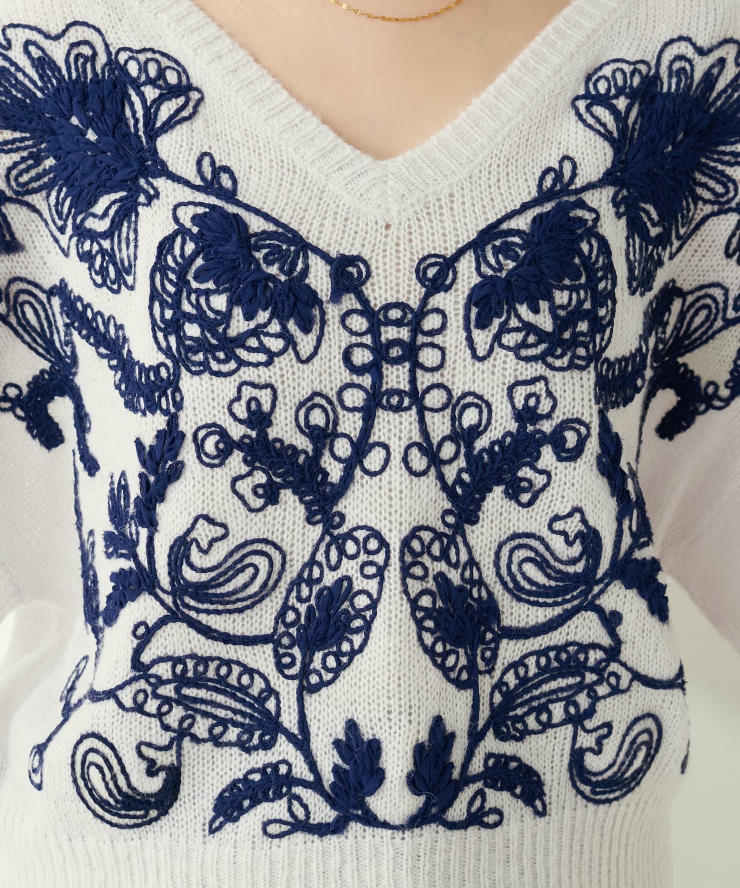 natural couture(ナチュラルクチュール) 【WEB限定】天竺刺繍ニット