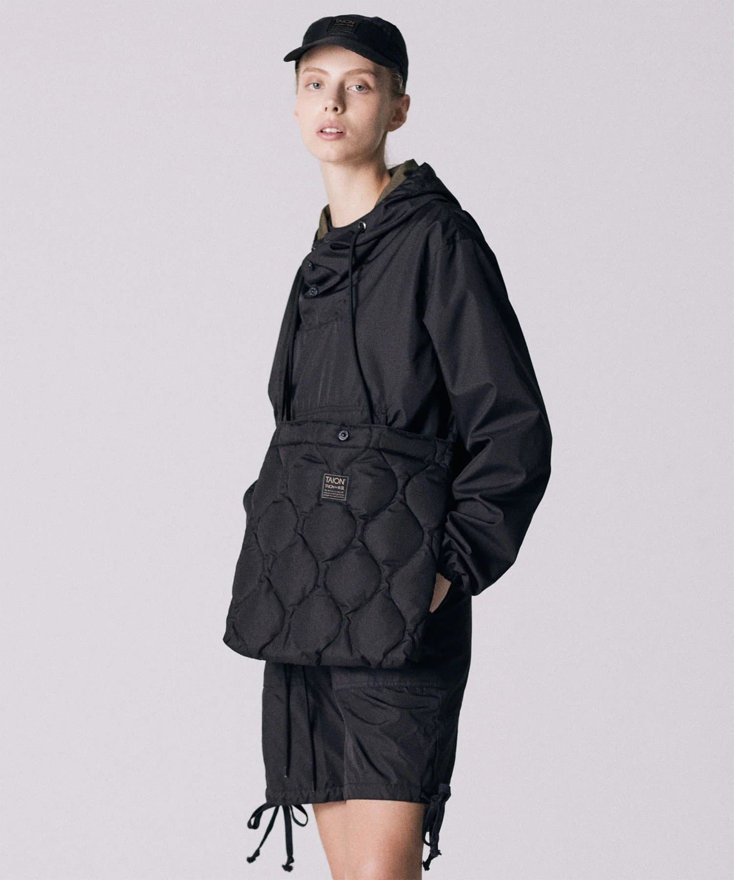 FREDY & GLOSTER(フレディ アンド グロスター) 【TAION】ミリタリー クロスボディダウンバッグ M ショルダーバッグ