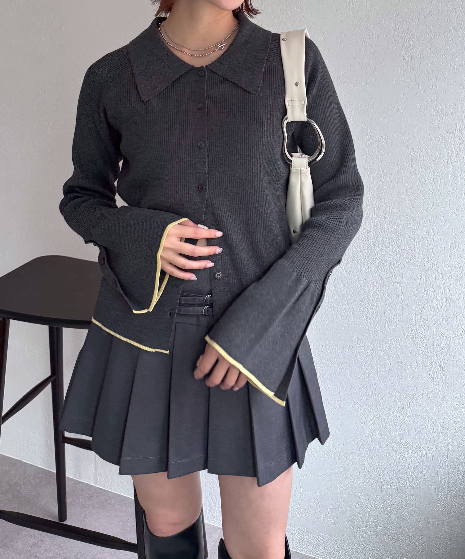 mystic(ミスティック) [mline]ラインボタンニット