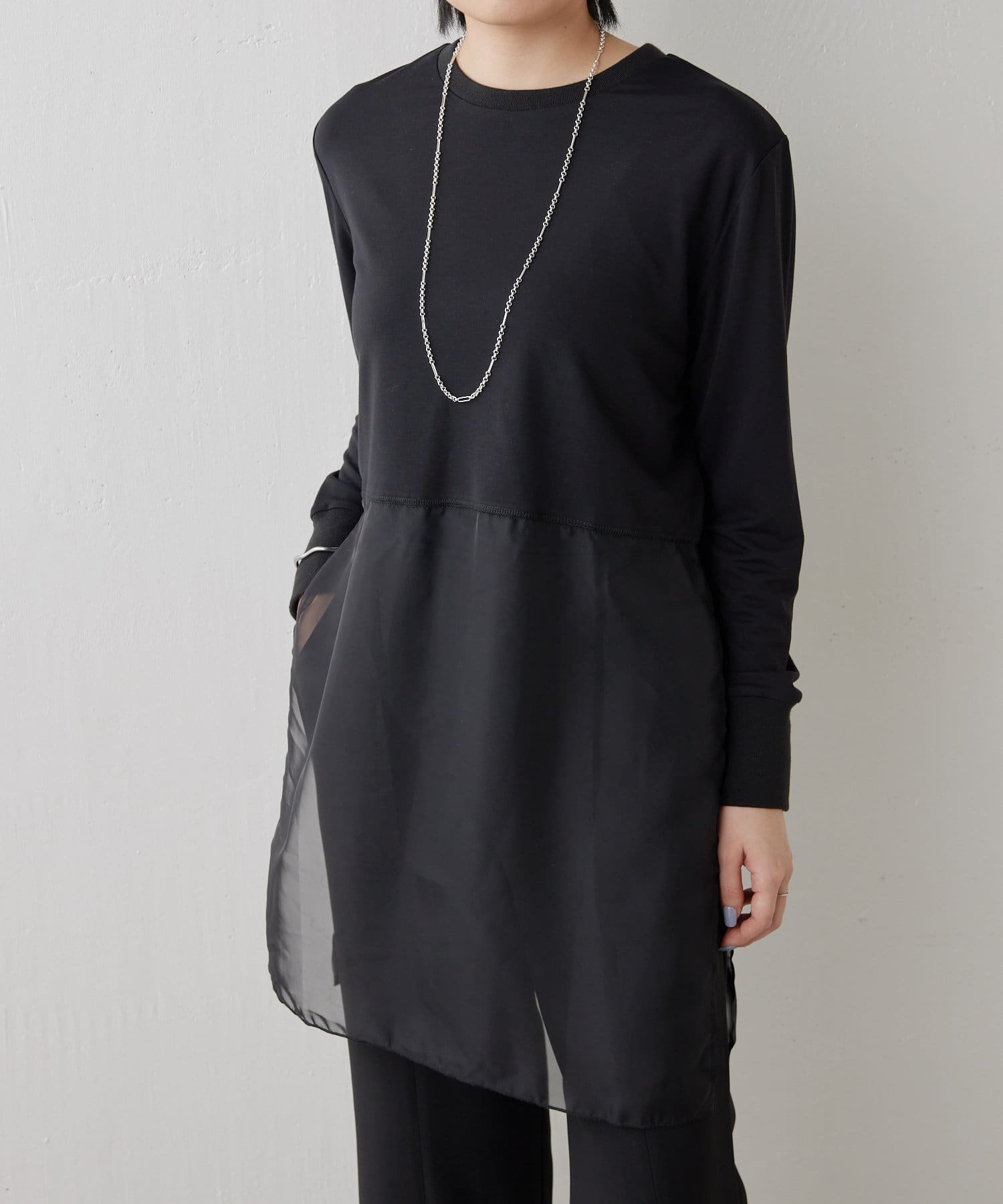SUMI STYLE イアパピヨネ　メッシュ切り替えシアーワンピース　フリー 手洗い可/サイドスリット入り》メッシュ切り替えシャツ【SUM1