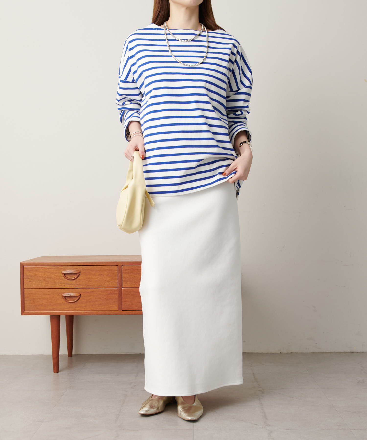 美シルエット》《ストレッチ仕様》ポンチタイトスカート