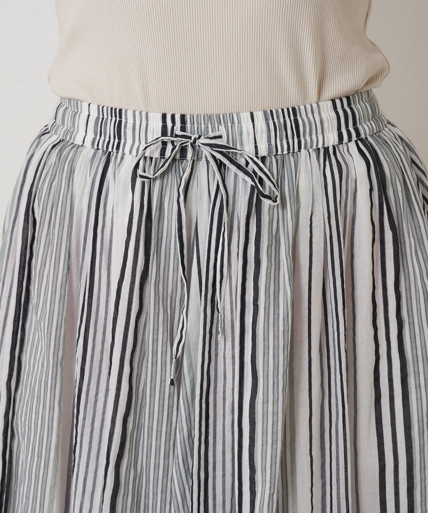 Jena　espace merveilleux(ジェナ　エスパスメルヴェイユ) 綿ボイルギャザーフレアスカート