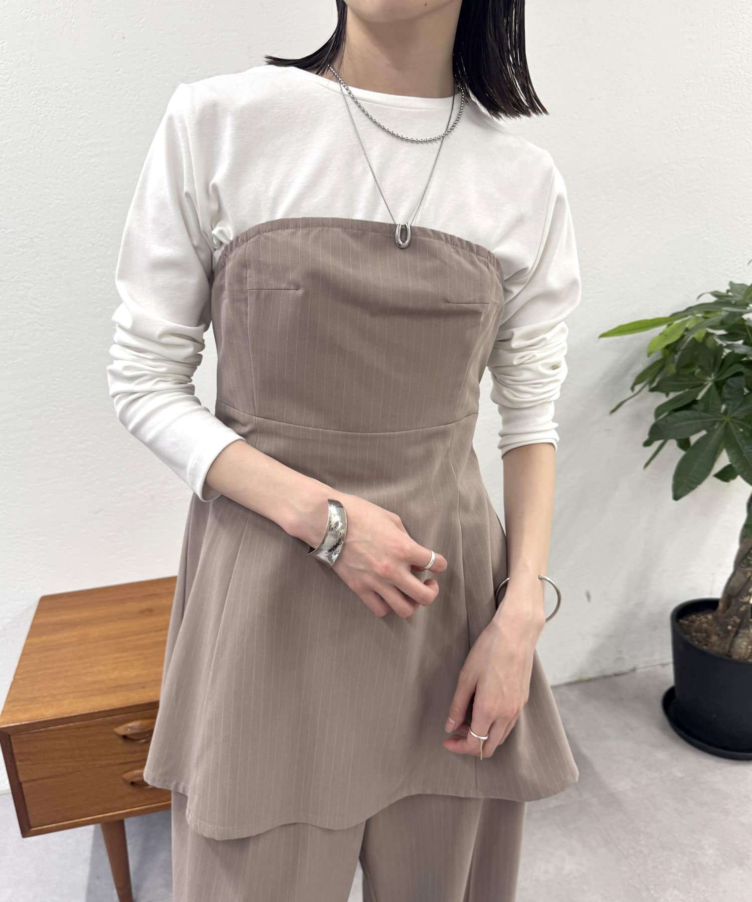 スーパーセール 半額 ピンストライプビスチェ | mystic(ミスティック)レディース トップス