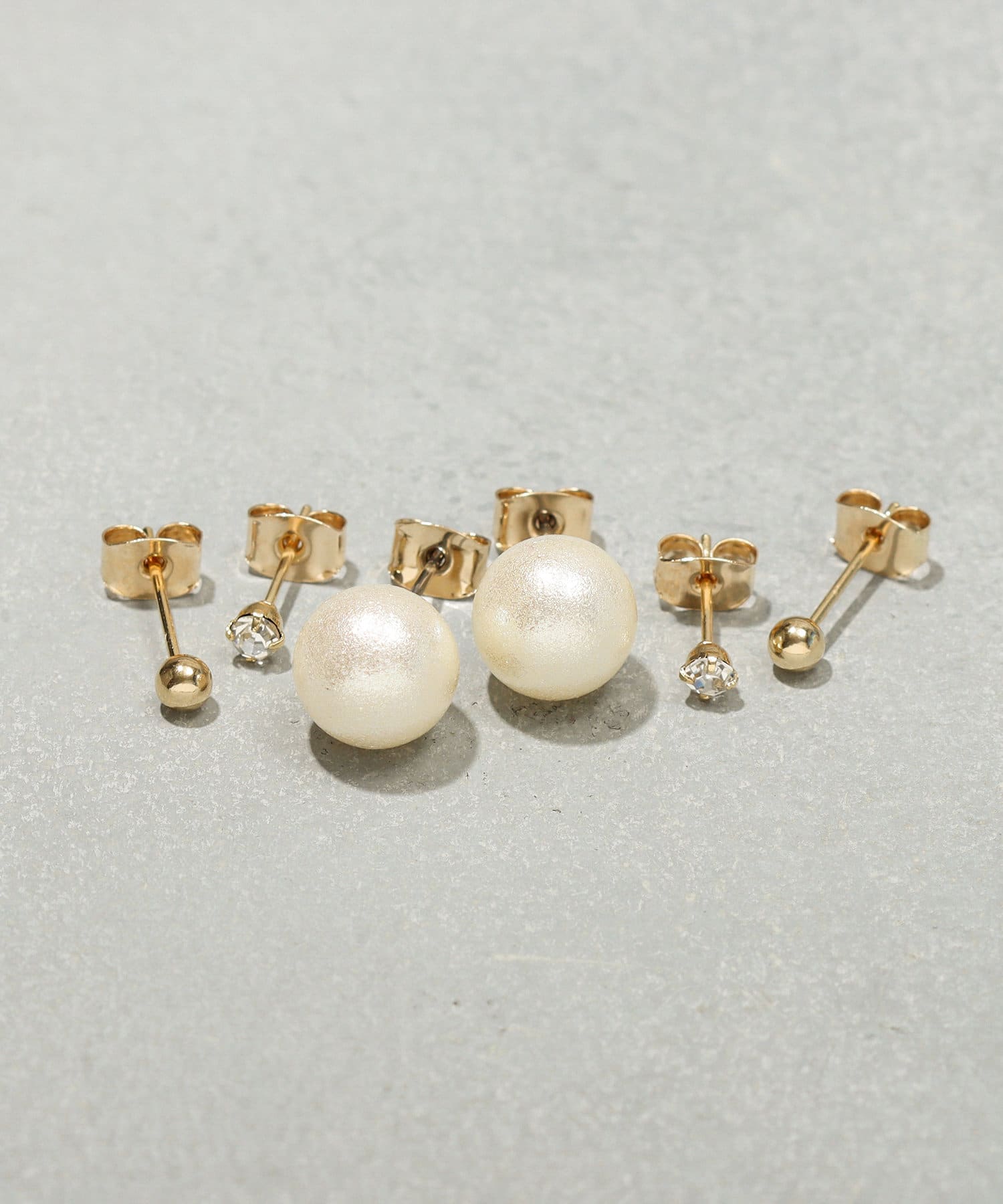 3COINS(スリーコインズ) メタルパールピアス6個セット