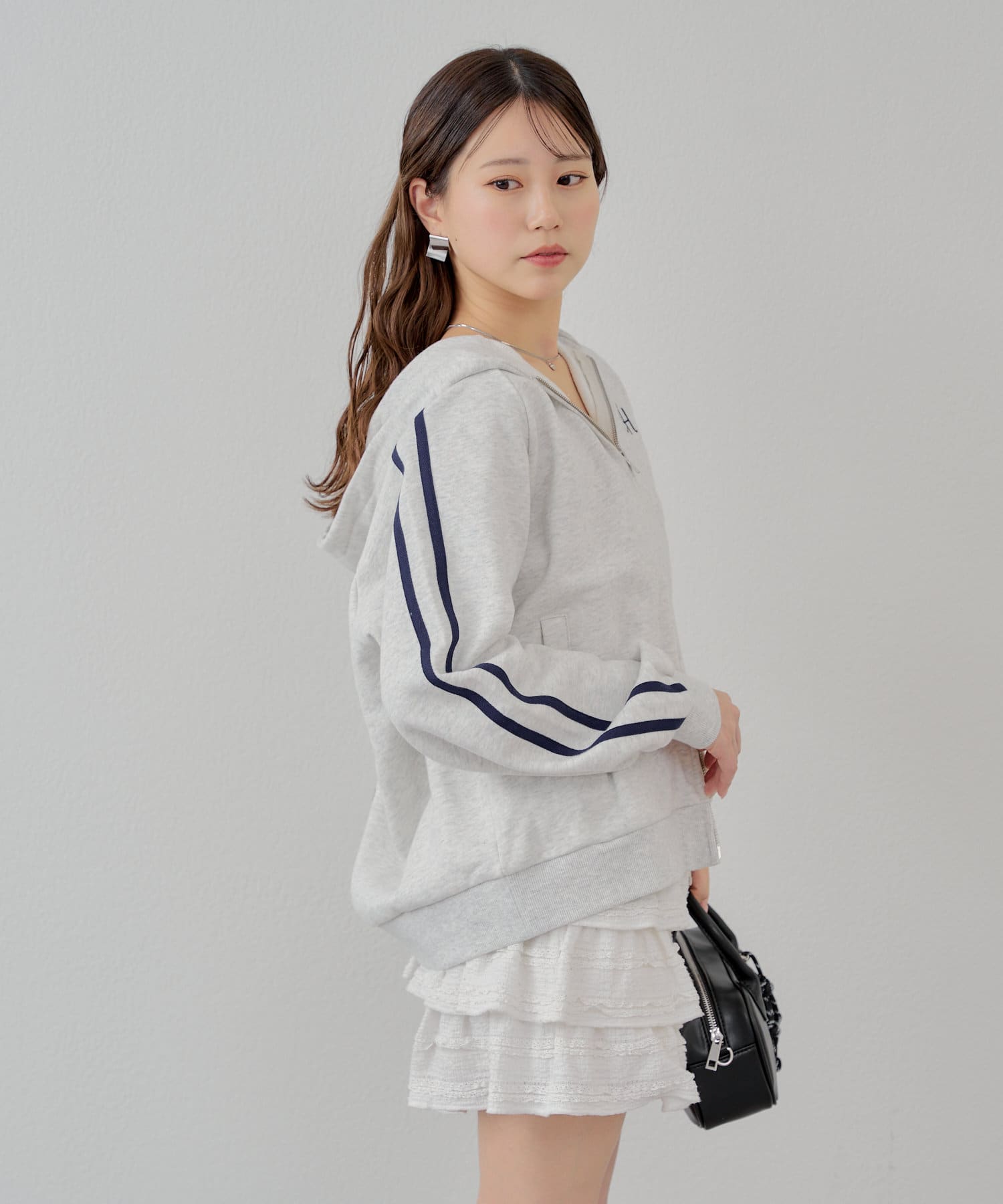 CHANEL スポーツライン フード付きパーカーココマーク ラインロゴ 06P CHANEL スポーツライン フード付きパーカーココマーク ライン