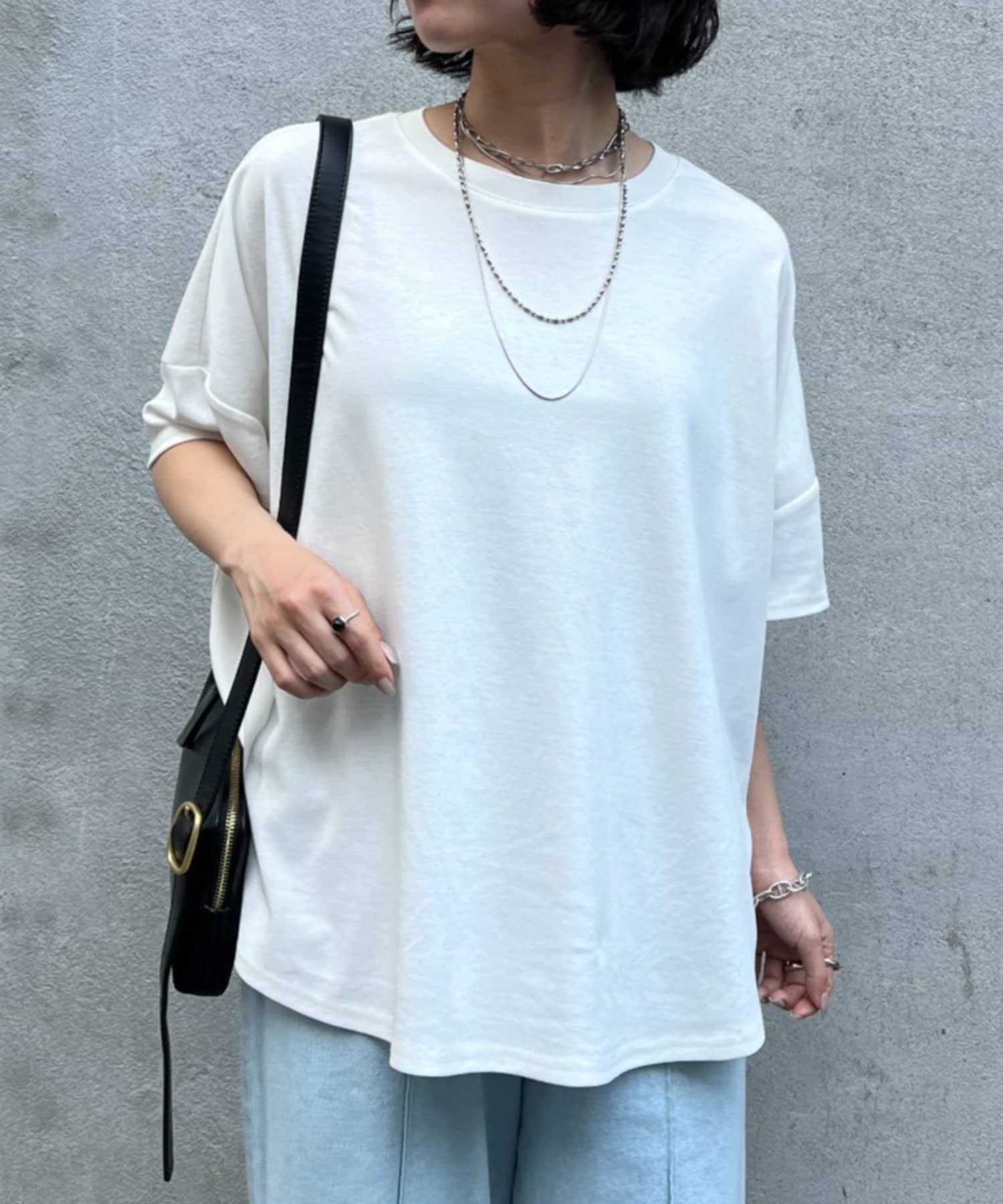 ポンチョシルエットで可愛い／大人Tシャツ】バックテープ