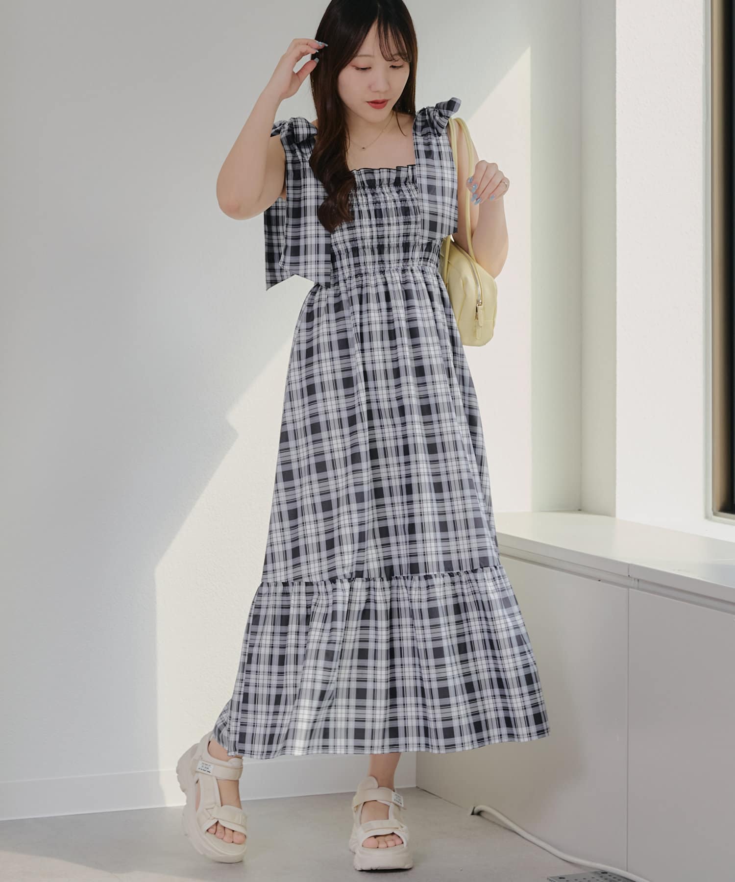 春の新作】【OUTLET限定】シャーリングロングワンピース | NICE 春の新作】【OUTLET限定】シャーリングロングワンピース | NICE