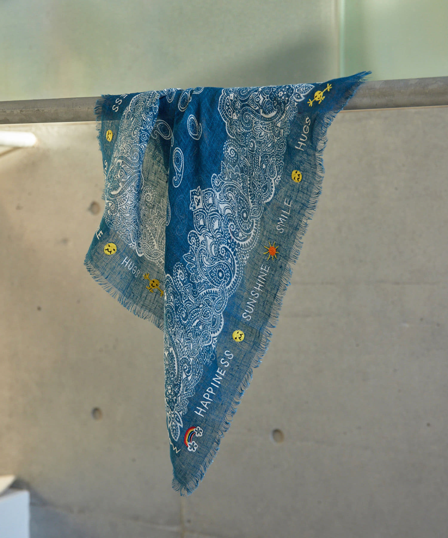 Whim Gazette(ウィム ガゼット) レディース 【CITRUS】バンダナ刺繍スカーフ ネイビー