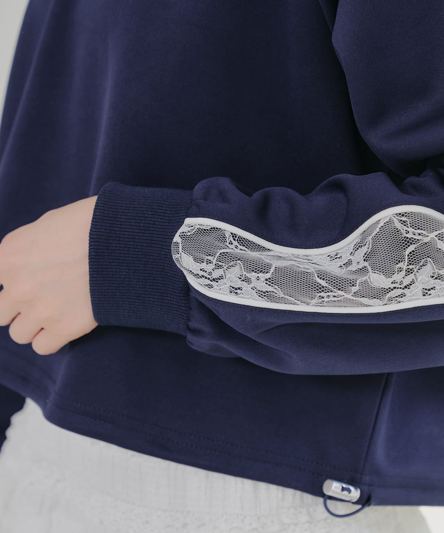 NICE CLAUP / OLIVE des OLIVE OUTLET(ナイスクラップ  / オリーブ デ オリーブ アウトレット) 【春の新作】【OUTLET限定】袖レースハーフZIPジャージ