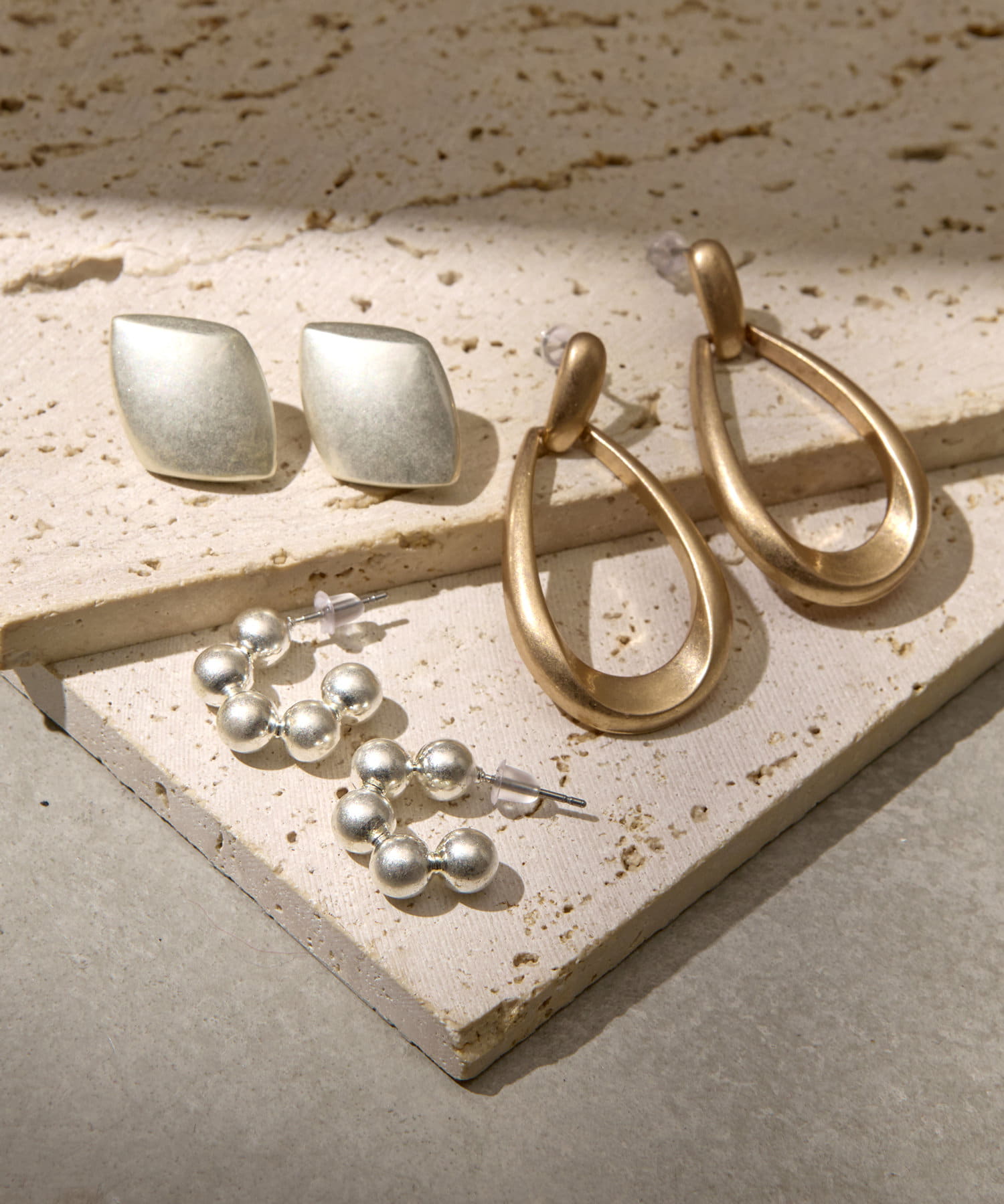 Lattice(ラティス) マットフープピアス