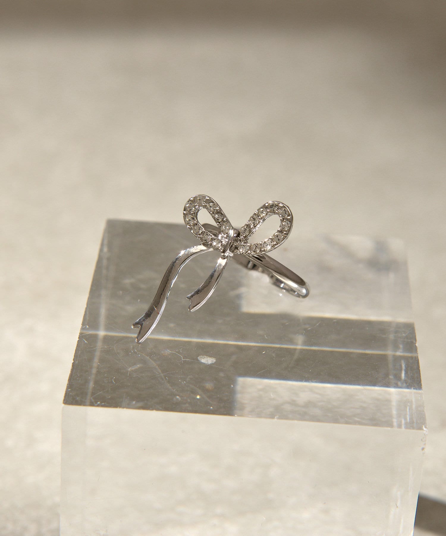 Lattice(ラティス) ストーンリボンリング