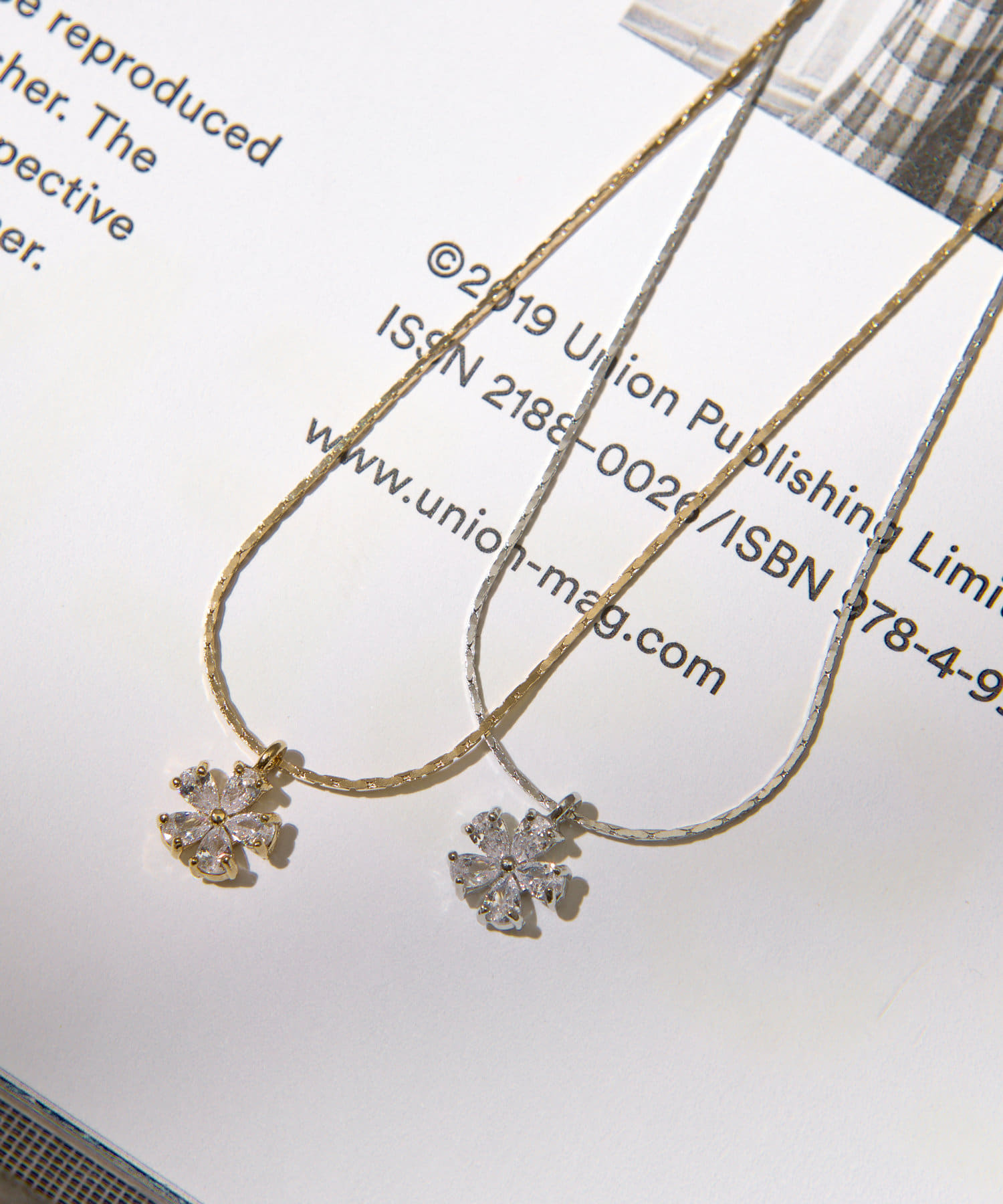 Lattice(ラティス) ストーンフラワーネックレス