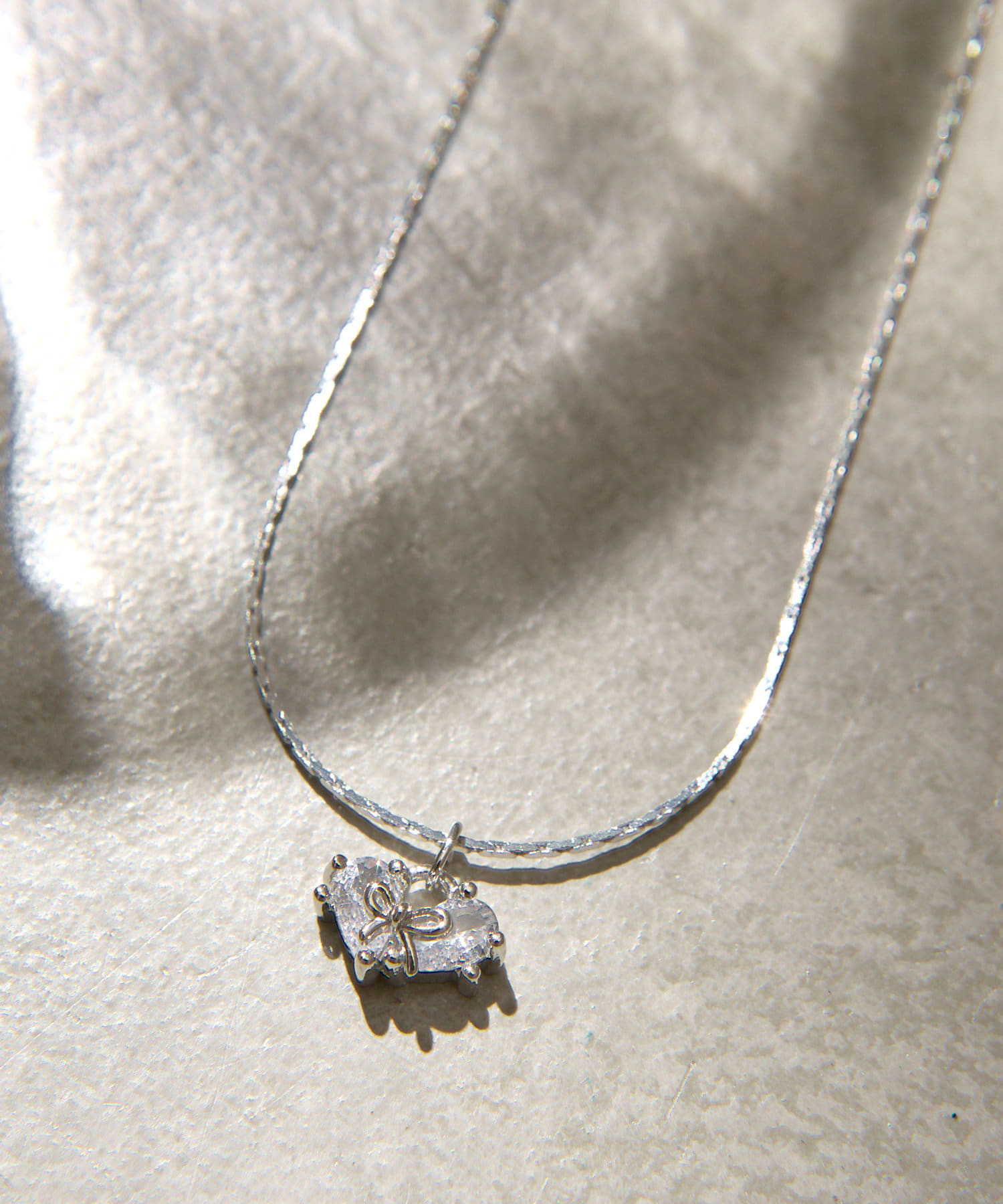 Lattice(ラティス) リボンハートストーンネックレス